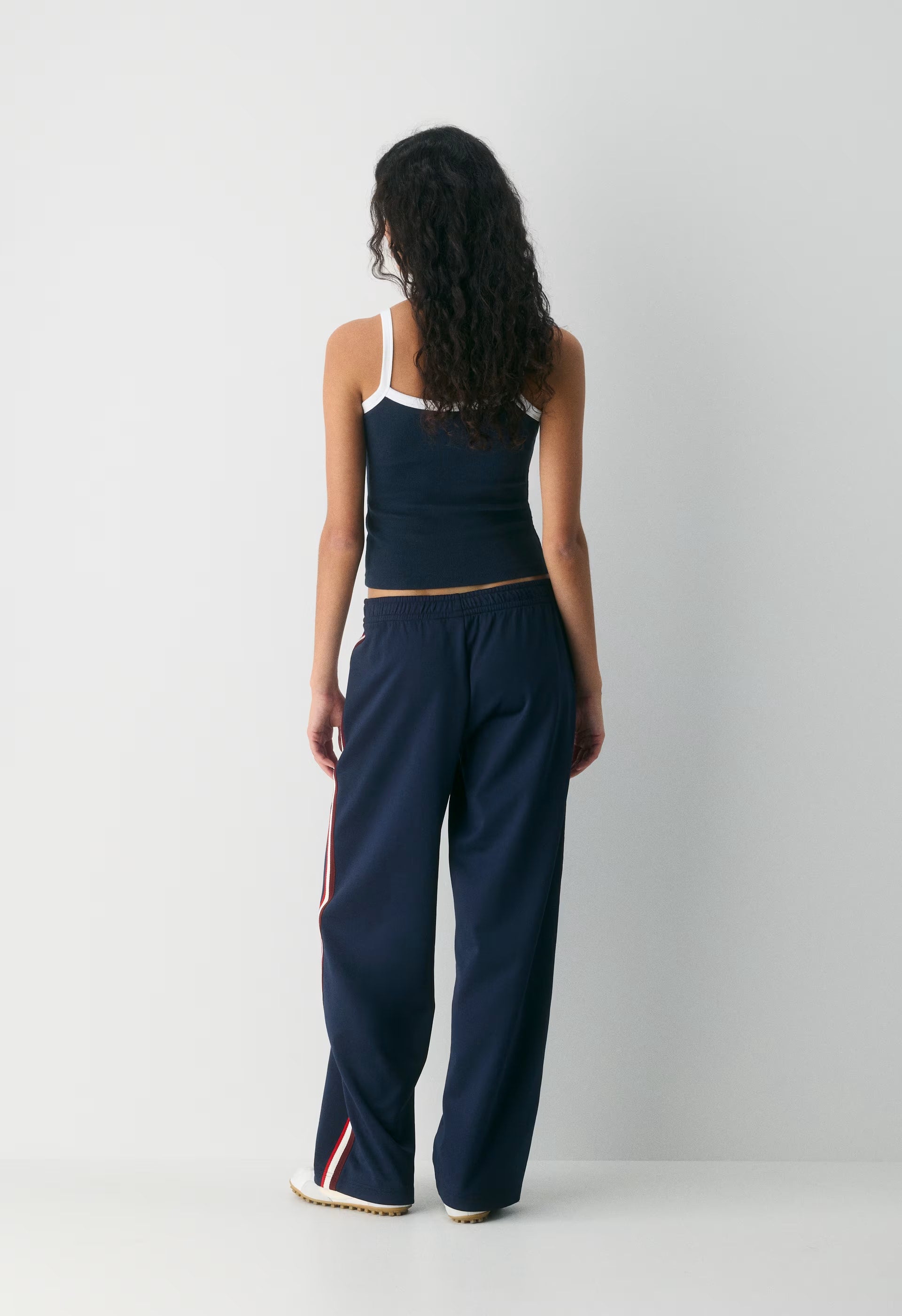 Defender Track Pant - ADMIRAL /MULTI