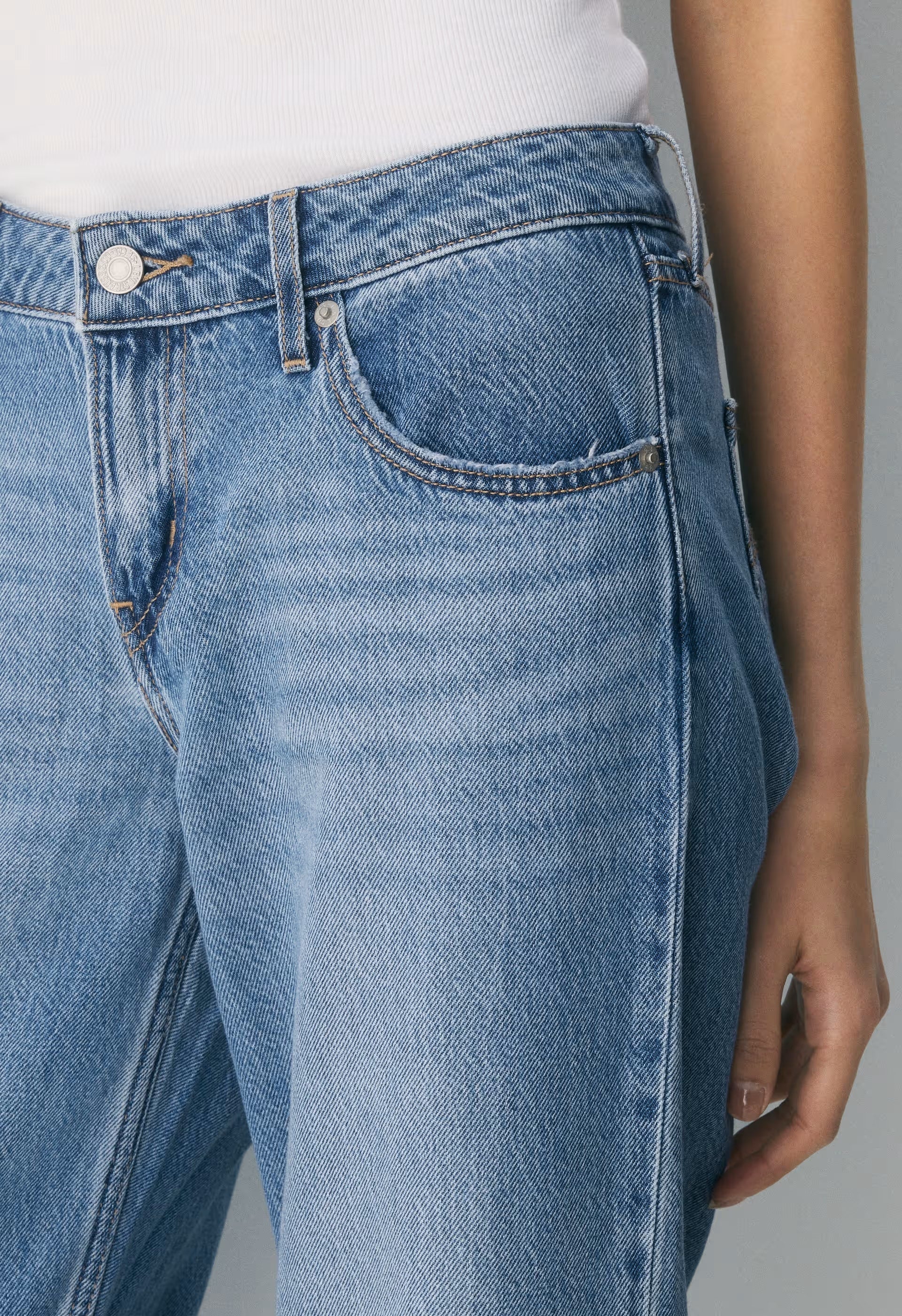 Levi's Low Loose Jean - GOOD GRADES