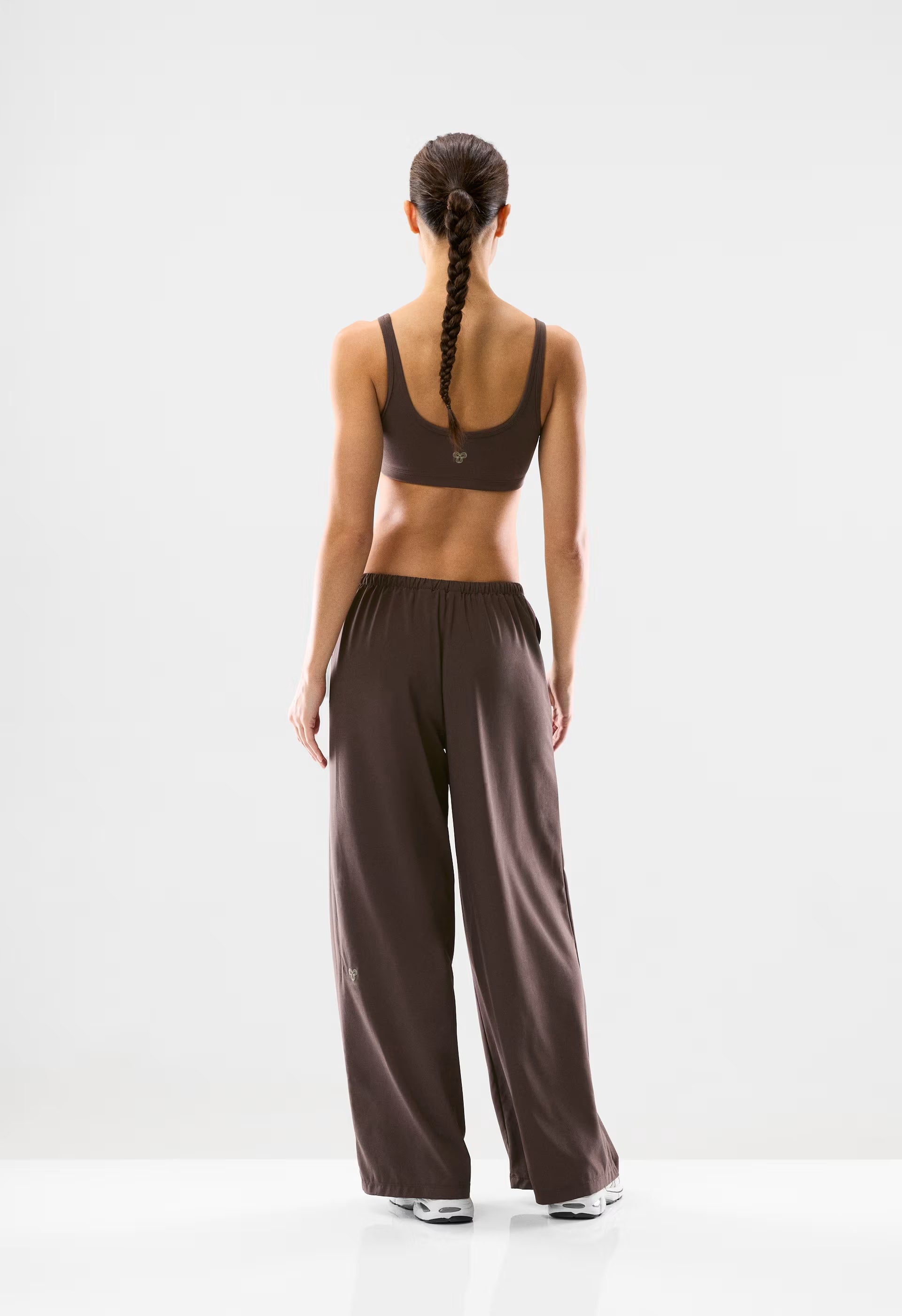 MoveTech™ Flightline Pant - RICH MOCHA BROWN