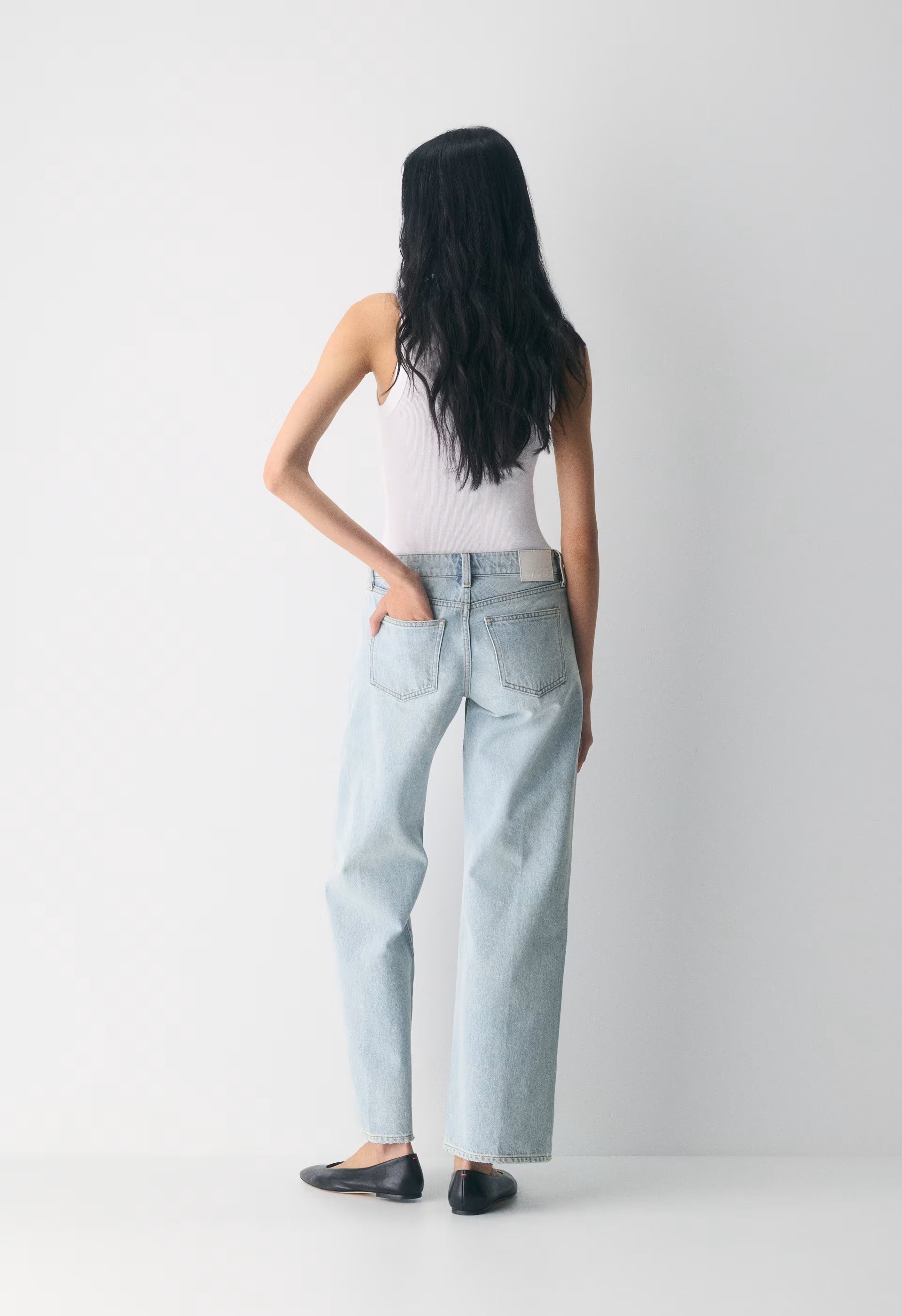 Denim Forum The ‘90s Relaxed Ultra Lo-Rise Wide Jean - 15 YRS BRL THR BLEU