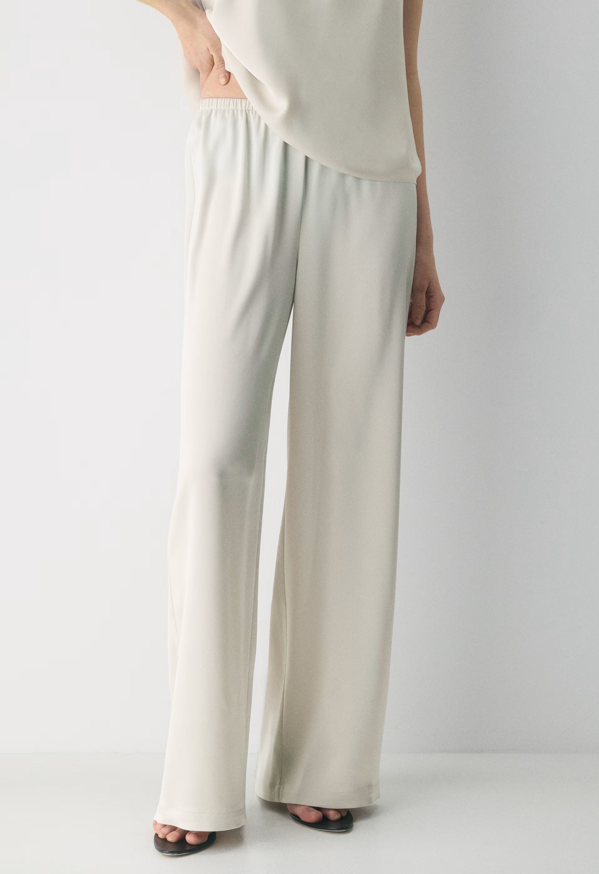 Archer Satin Pant - MATTE PEARL