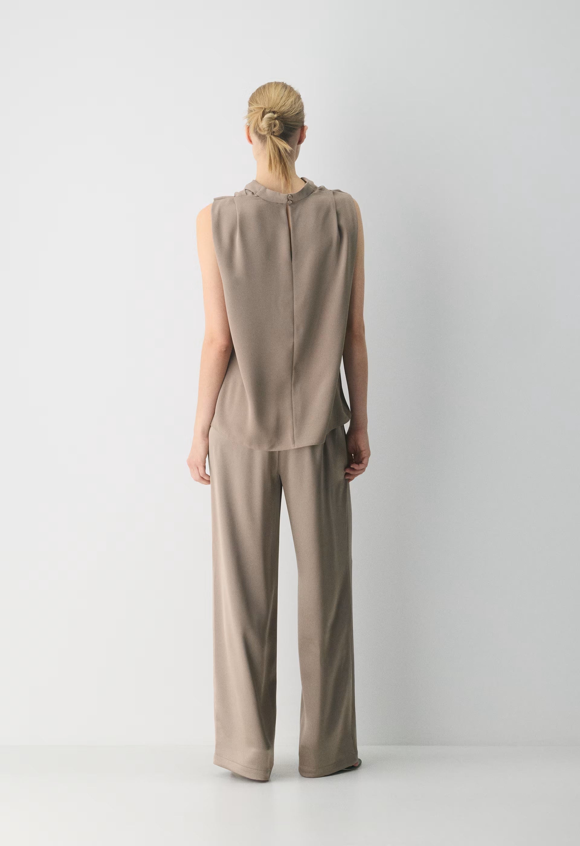 Archer Satin Pant - NOMAD TAUPE