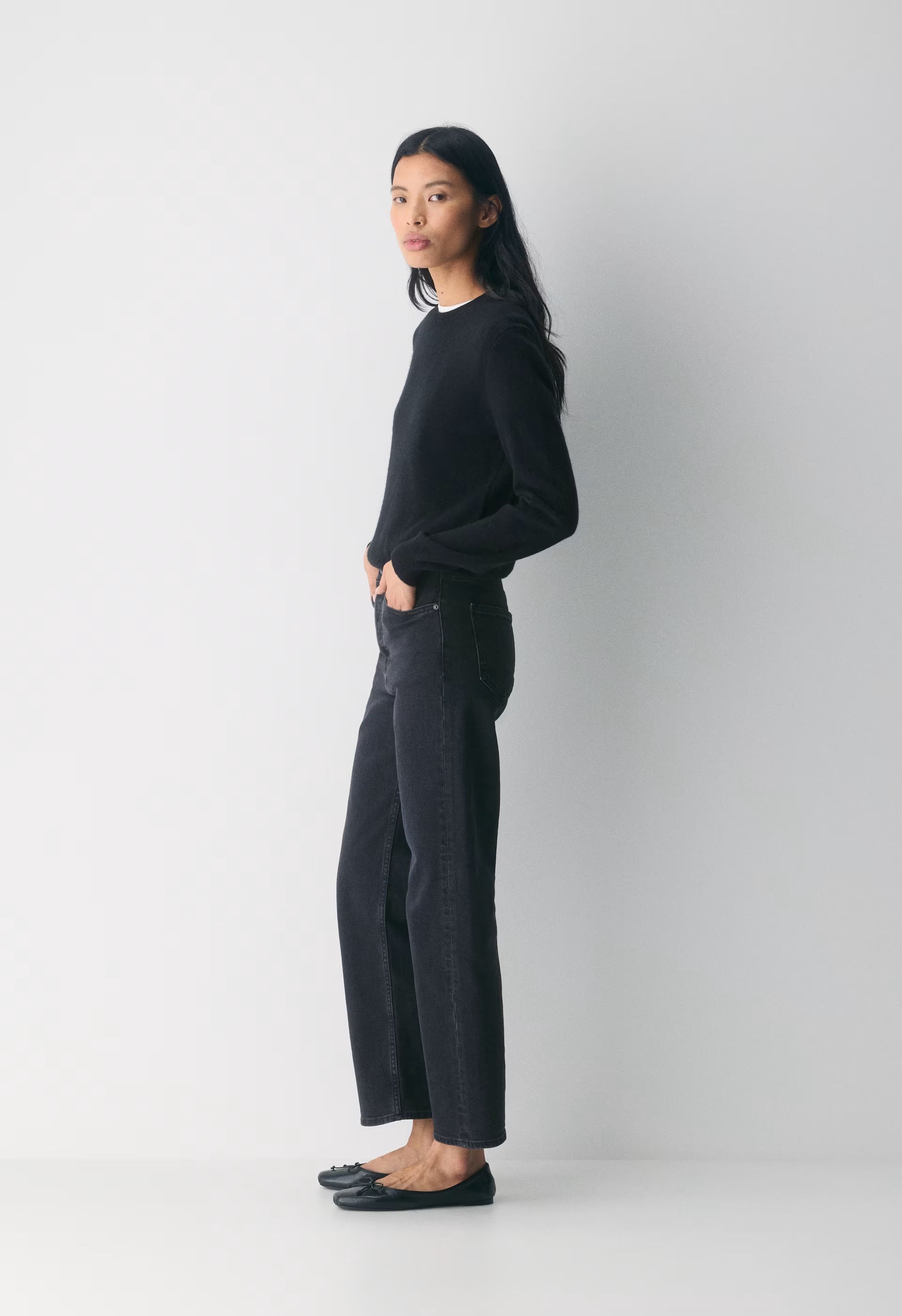 Denim Forum The Arlo Hi-Rise Straight Jean - BLACK EYELINER