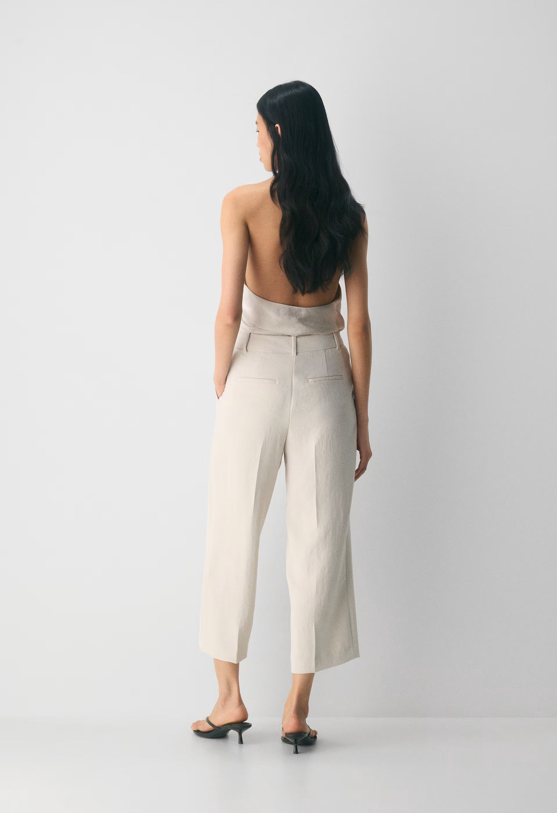 The Effortless Pant™ Cropped - Crepette™ - METROPOLIS BEIGE