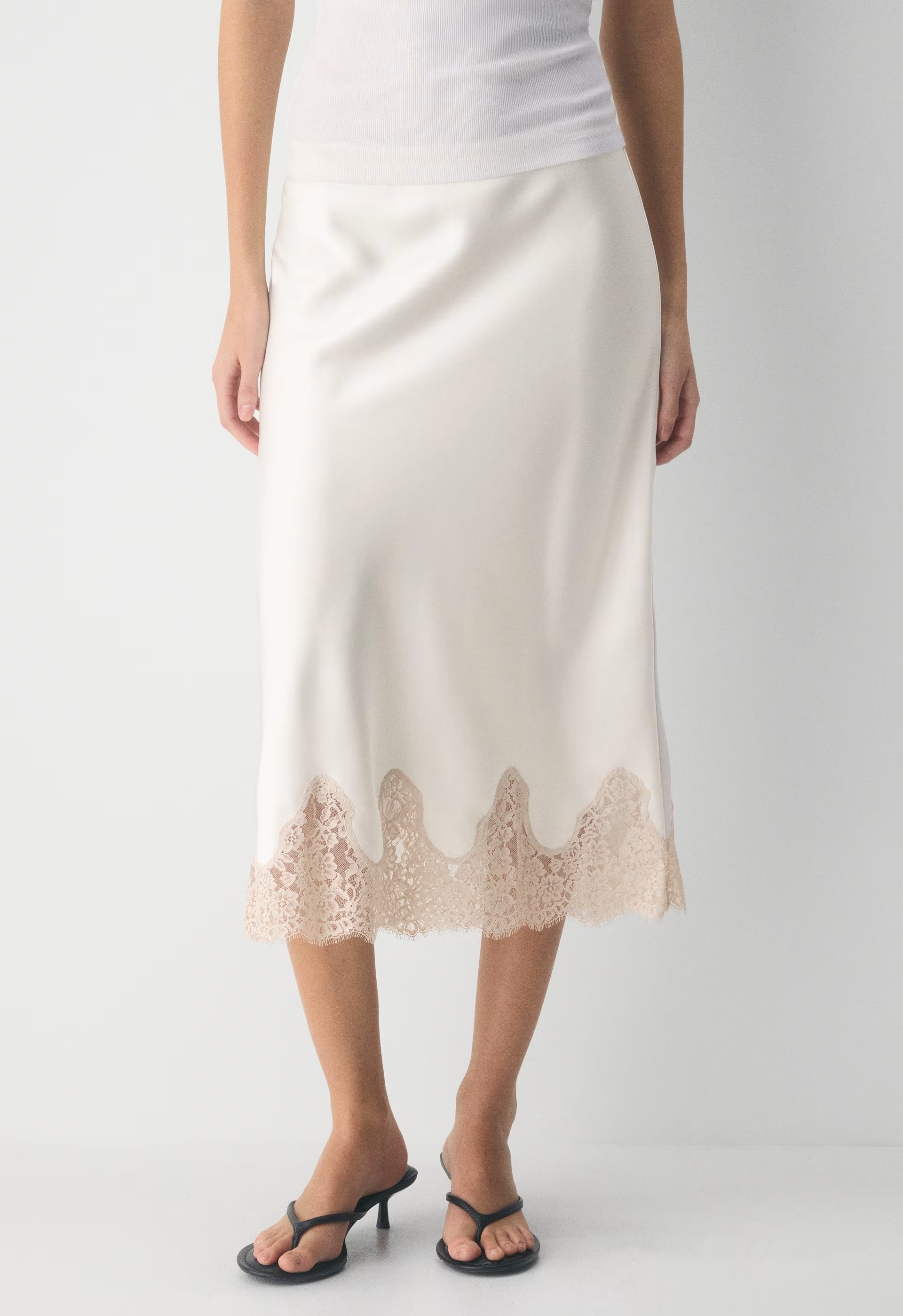 Henrietta Satin Skirt - DSRT SND/SPRKL CHMPN