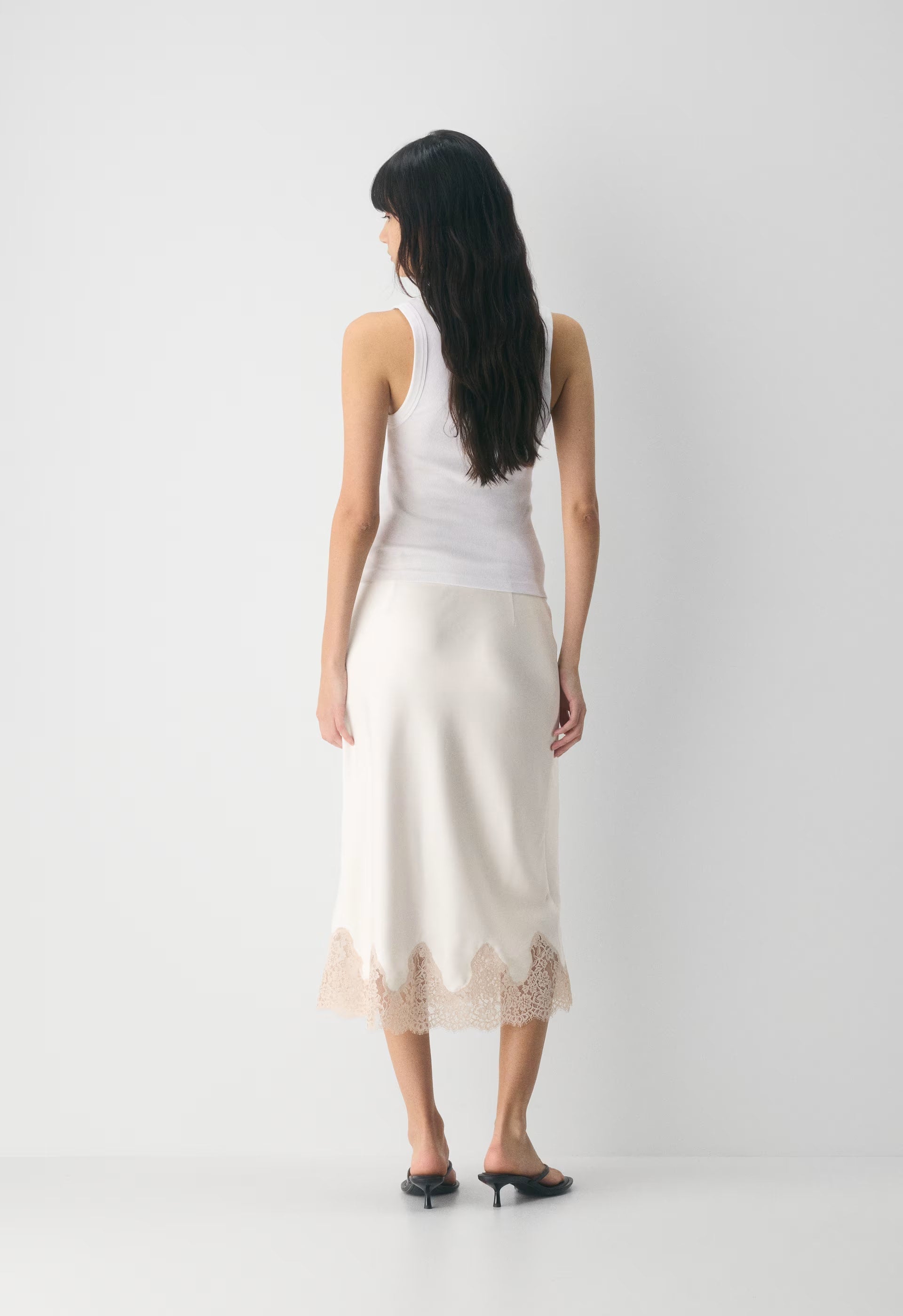 Henrietta Satin Skirt - LT BR/SPKLG CHMPGN