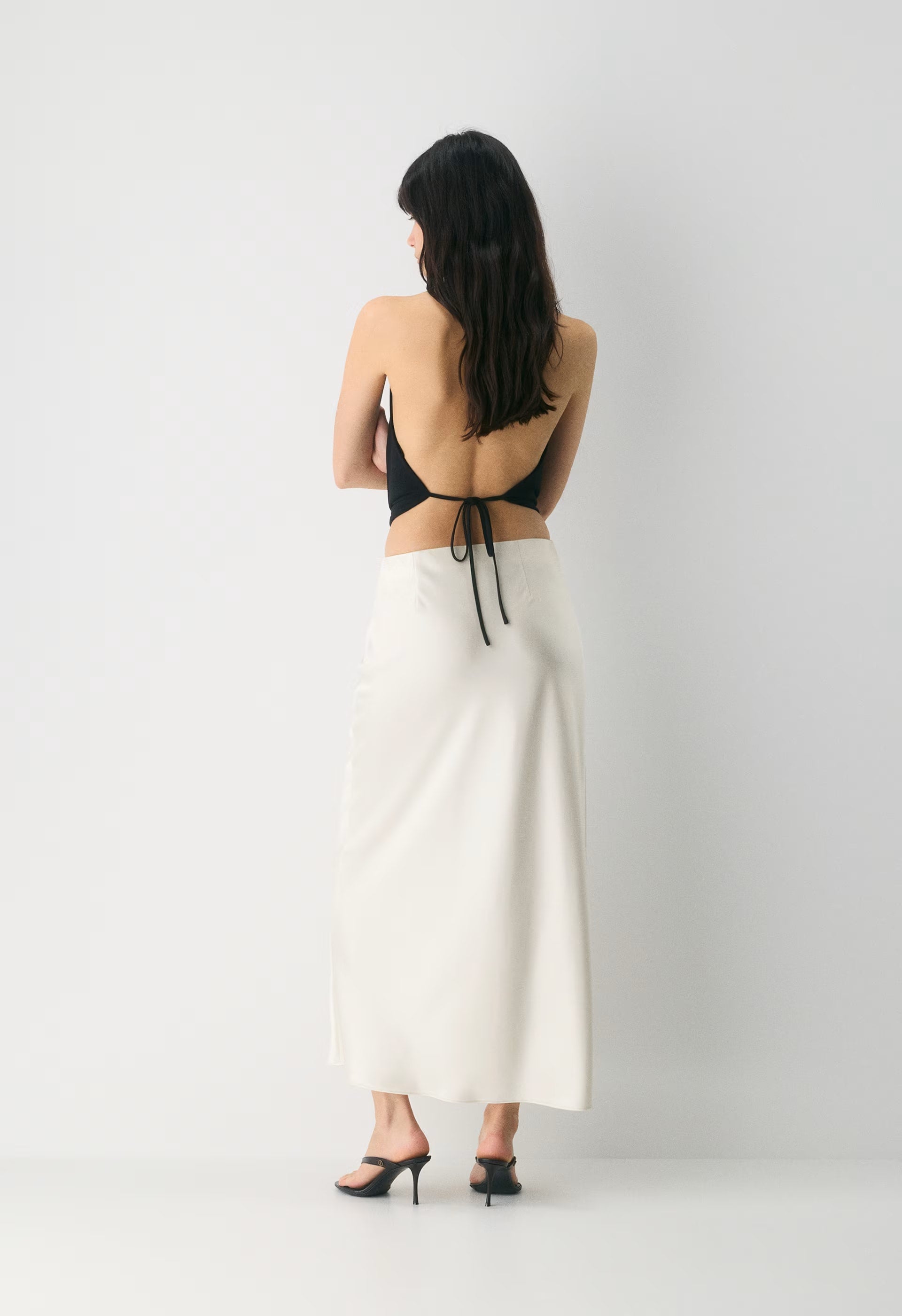 Capture Satin Skirt - LIGHT BIRCH