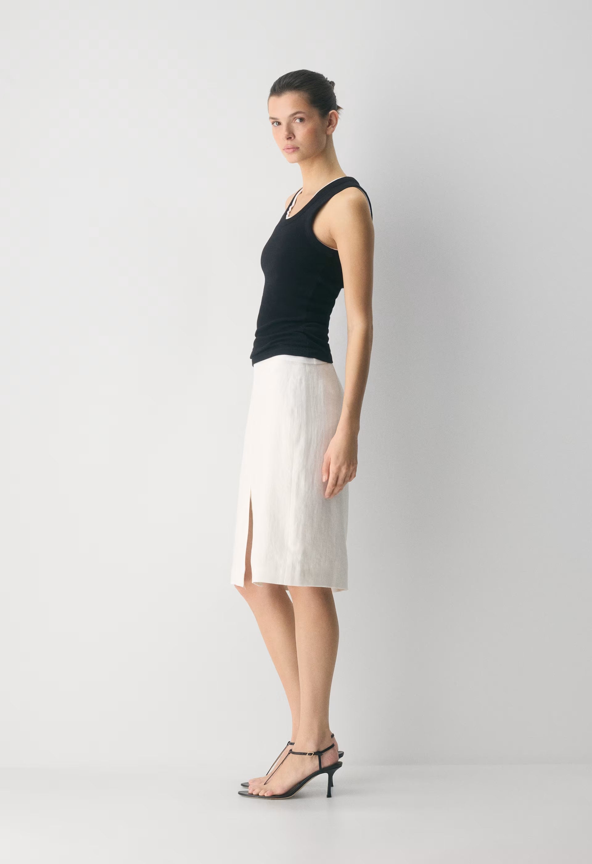 Yorkville Skirt - PowerLinen™ - RICH MOCHA BROWN