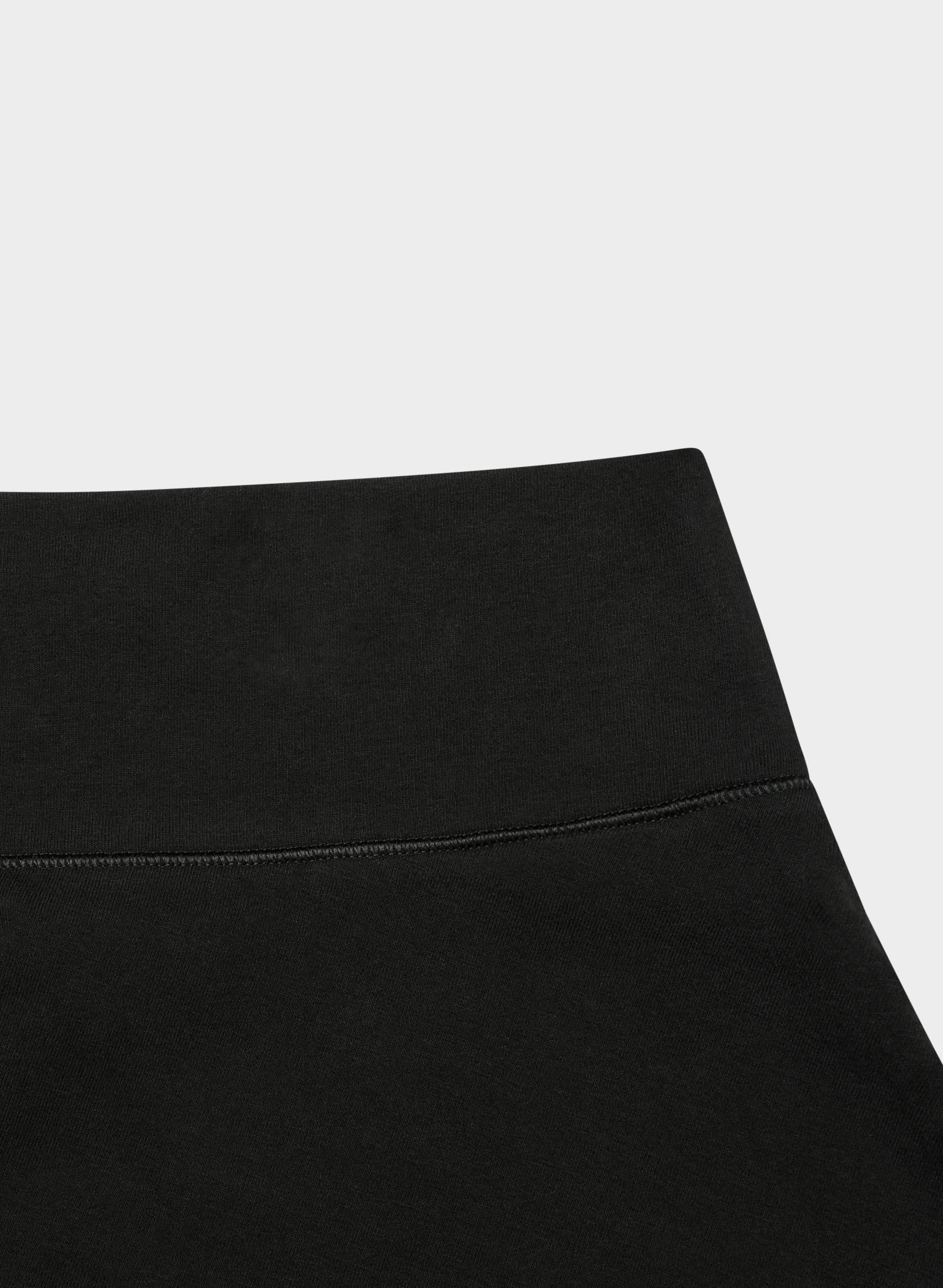 Homestretch™ Smooth Immediate Skirt - BLACK