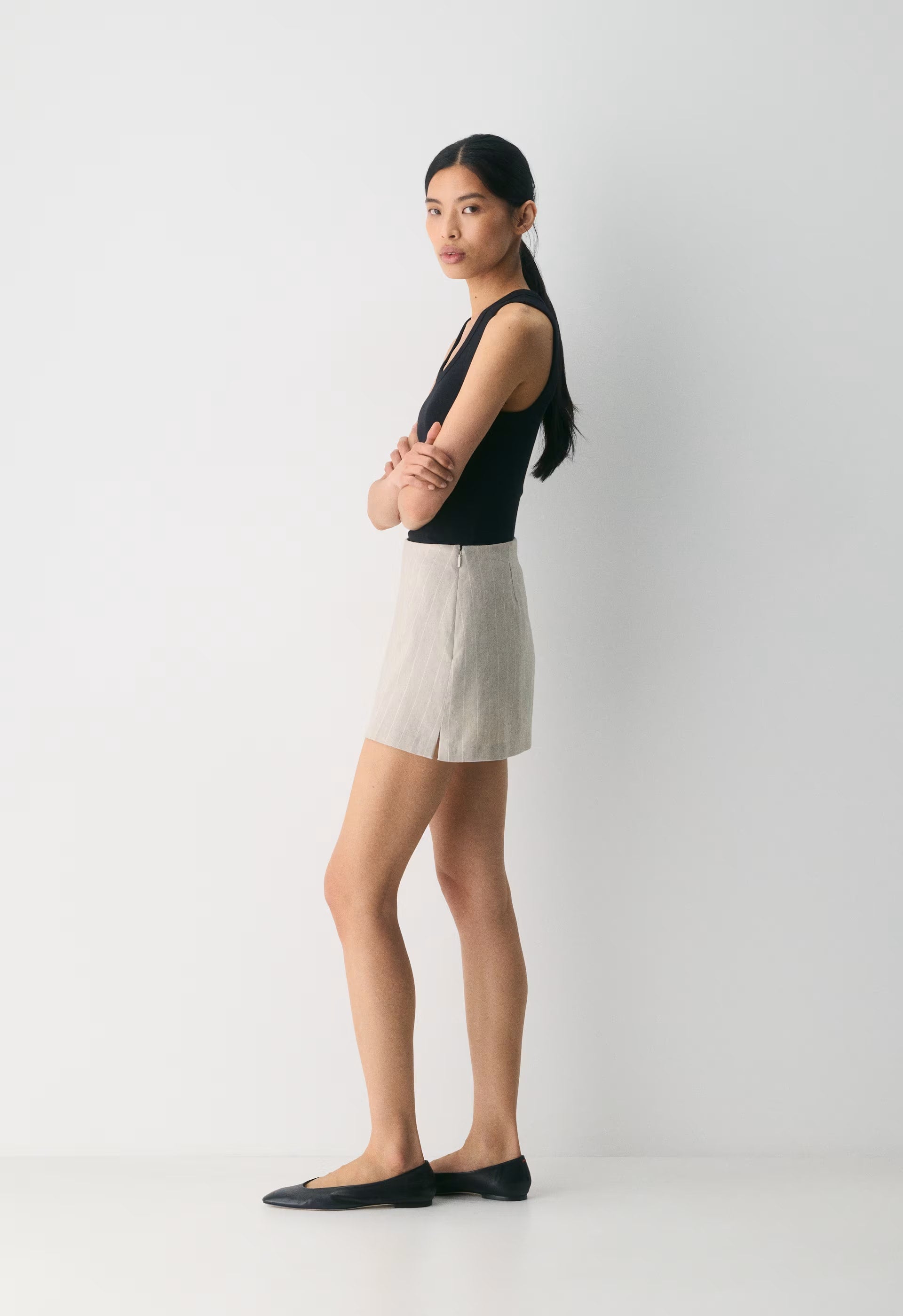 Roundup Linen Skort - CBT STRP UNDYD ECR/WT
