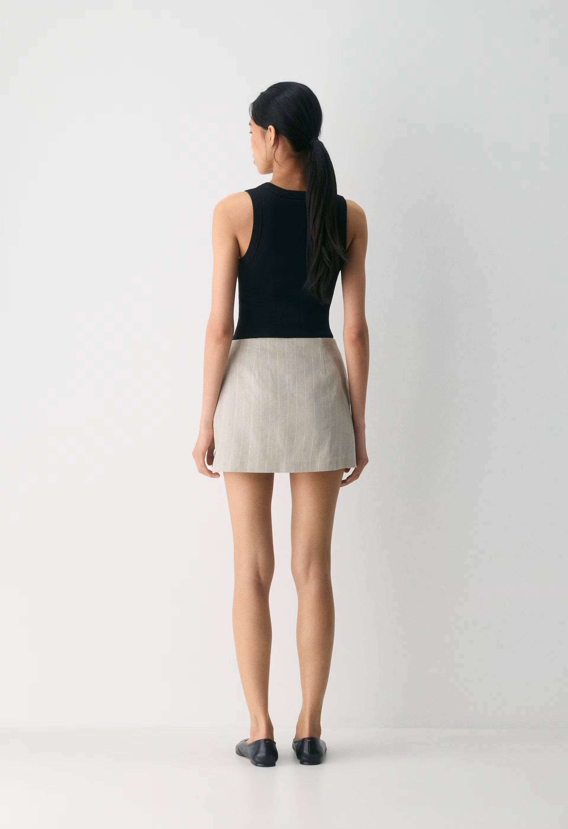 Roundup Linen Skort - CBT STRP UNDYD ECR/WT