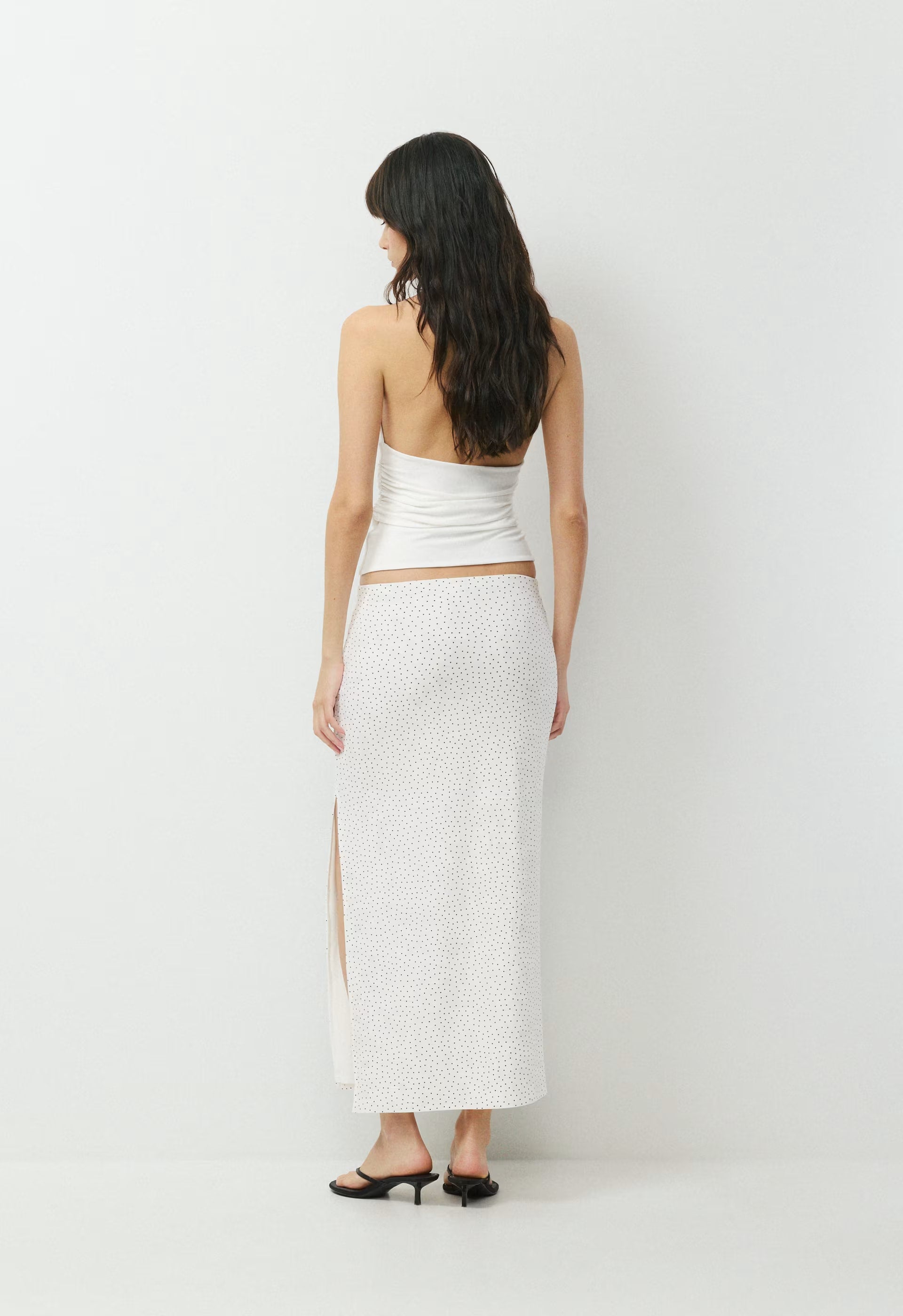 Smooth Matter™ Subscript Skirt - WHITE/ ADMIRAL