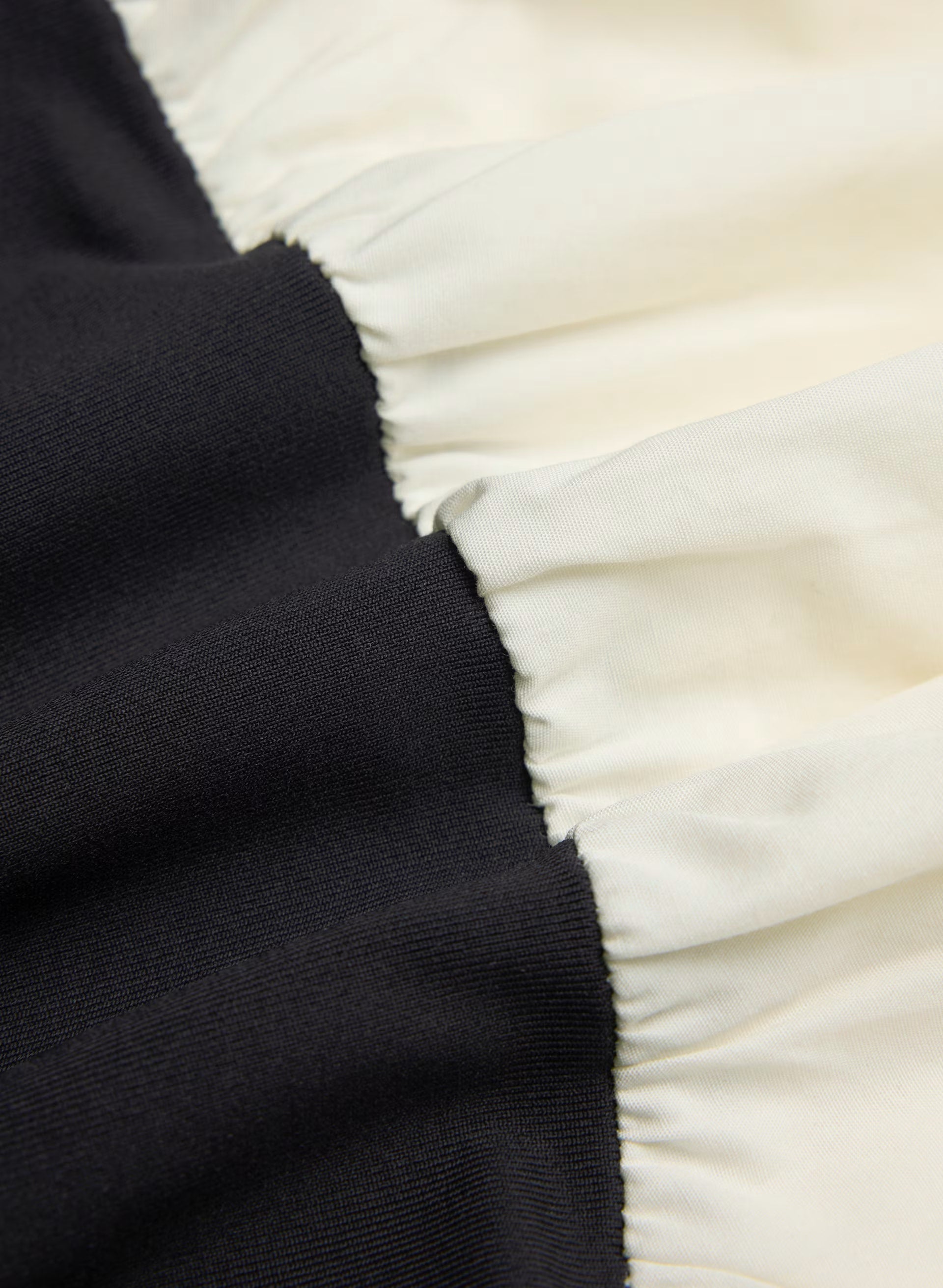 Private Poplin Dress - LIGHT BIRCH/BLACK