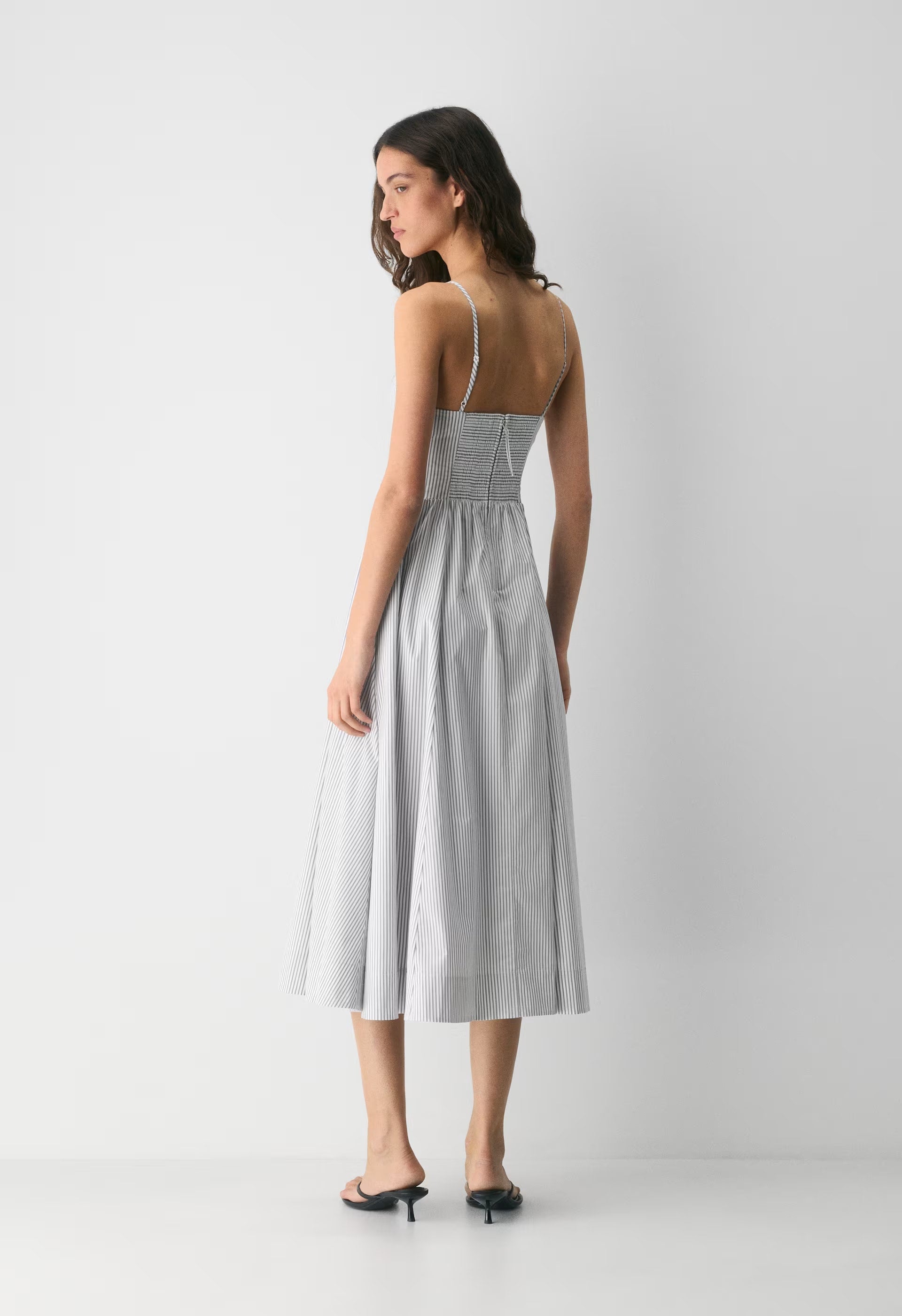 Technique Poplin Cami Dress - CRMN STRP WT/VNTG NVY