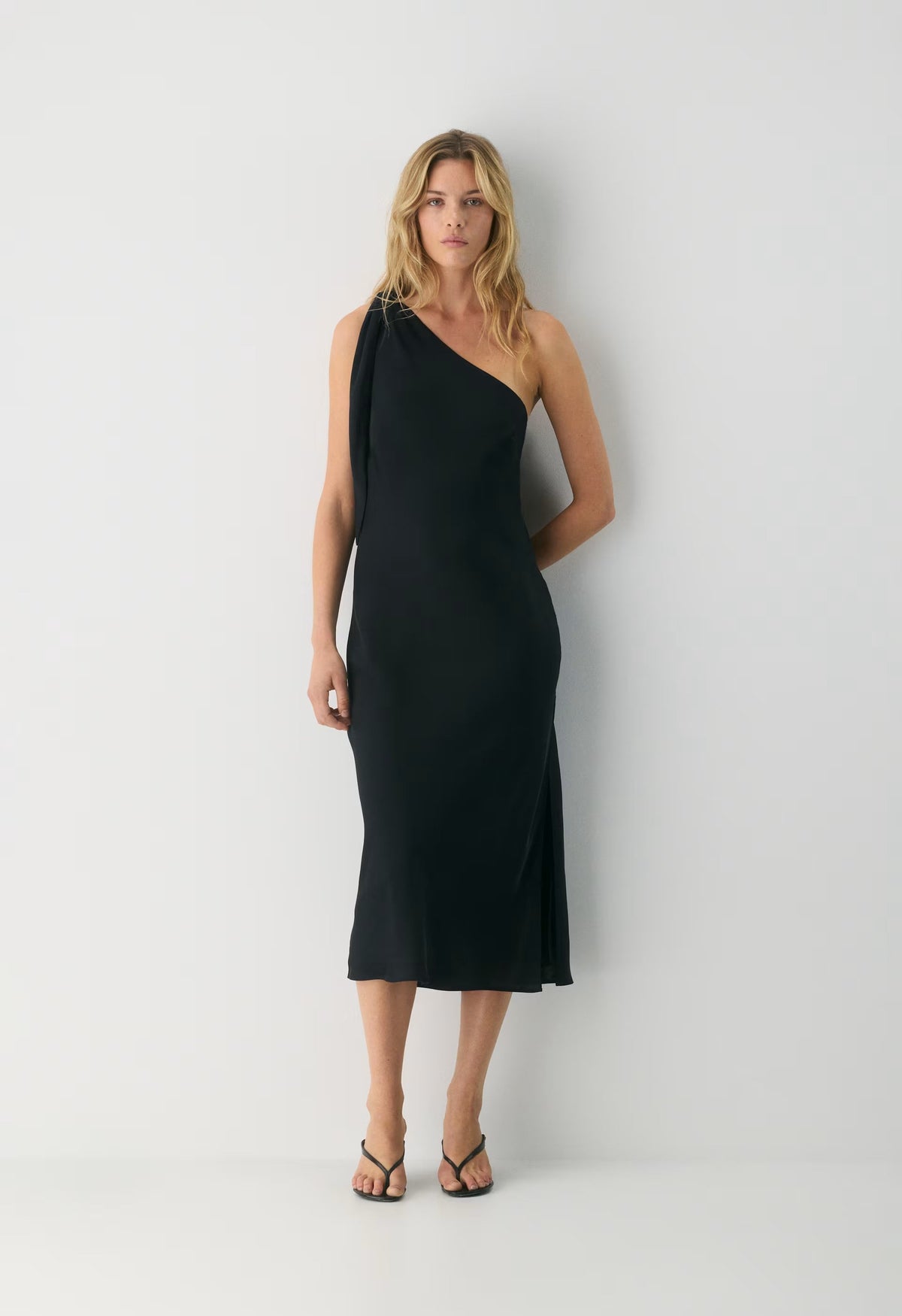 Champagne Satin Dress - BLACK