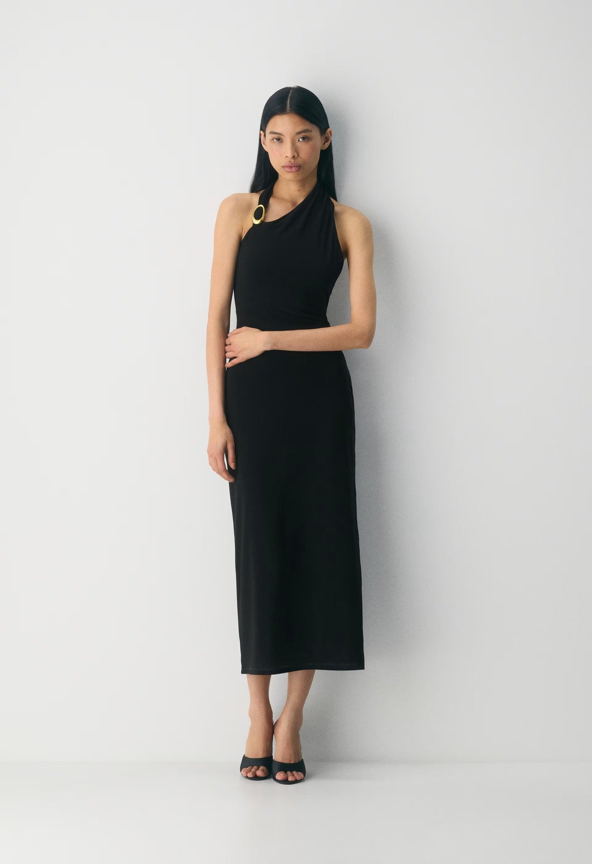Smooth Matter™ Shadowplay Halter Dress - BLACK/GOLD