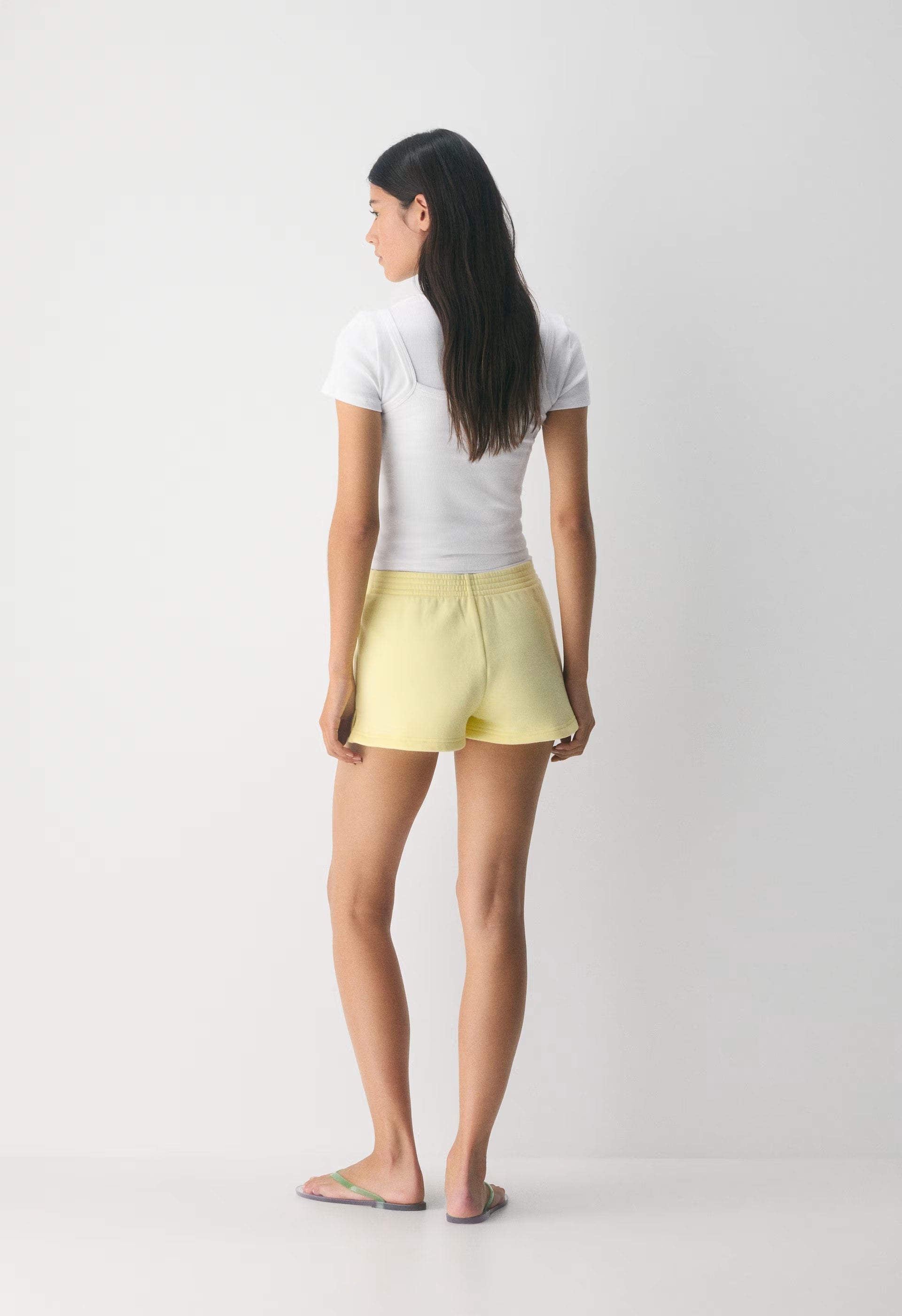 Cozy Sweatfleece Perfect Micro Short - LEMONADE