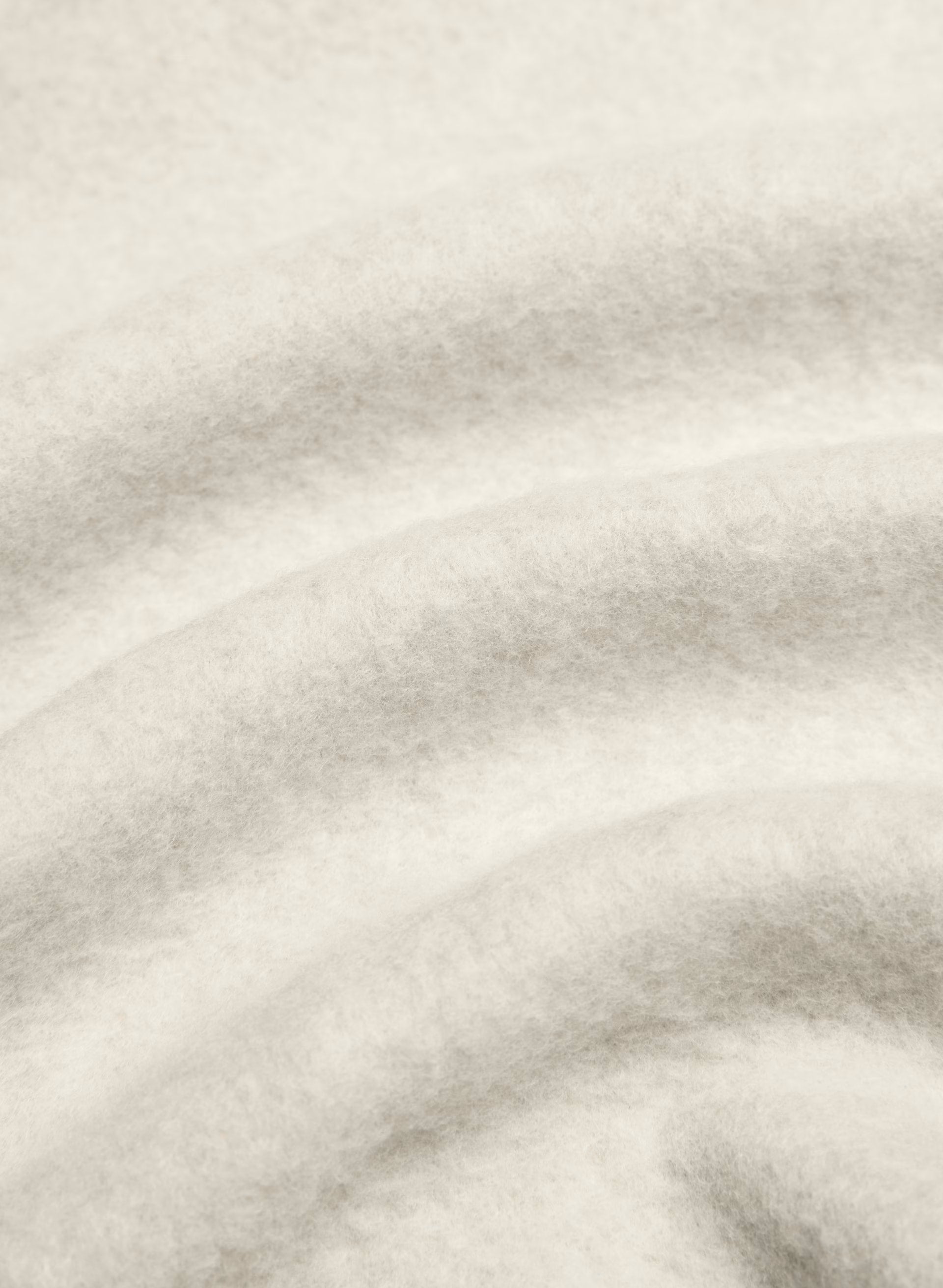 Cozy Sweatfleece Perfect Micro Short - HEATHER ECRU