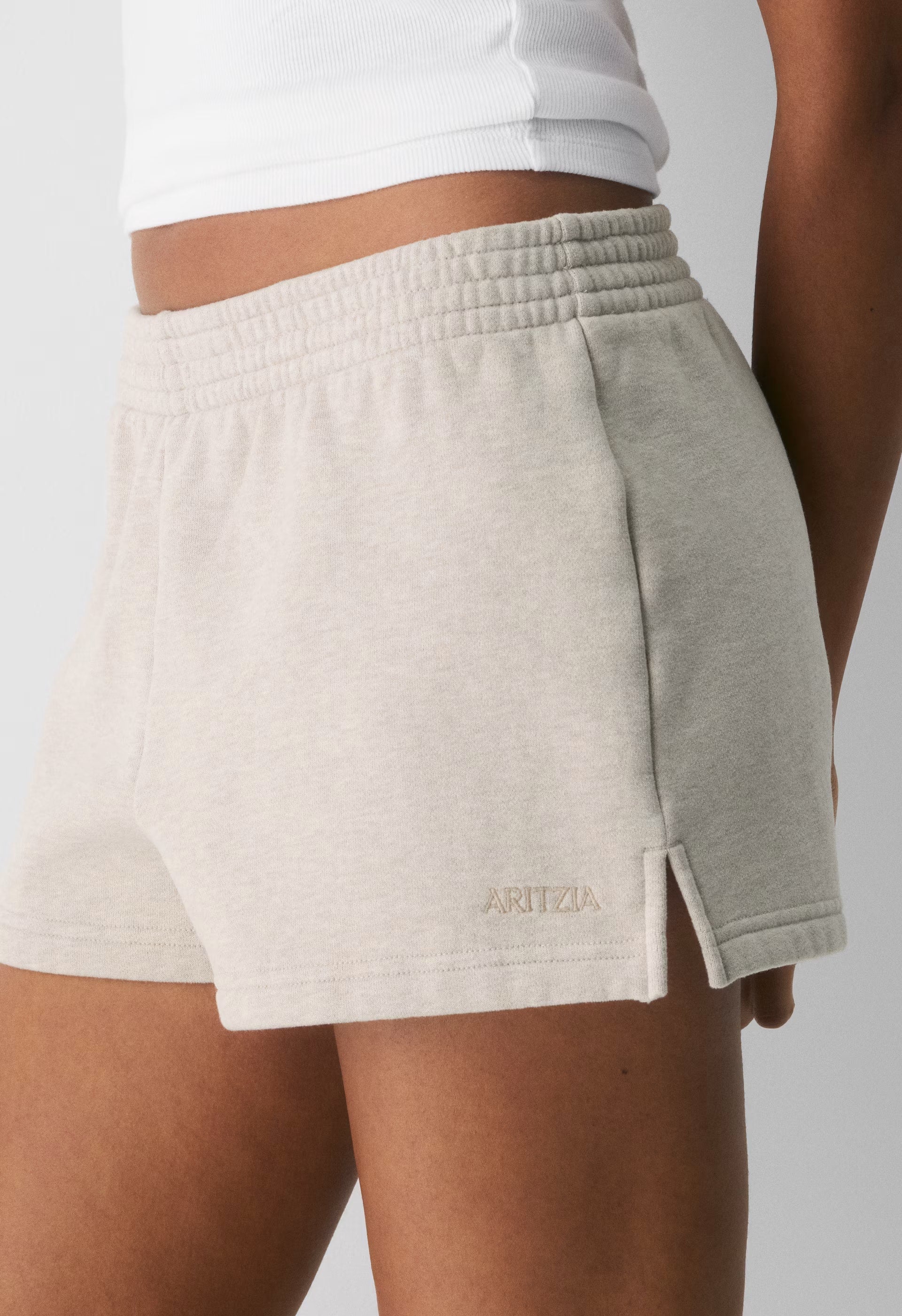 Cozy Sweatfleece Perfect Micro Short - HEATHER ECRU