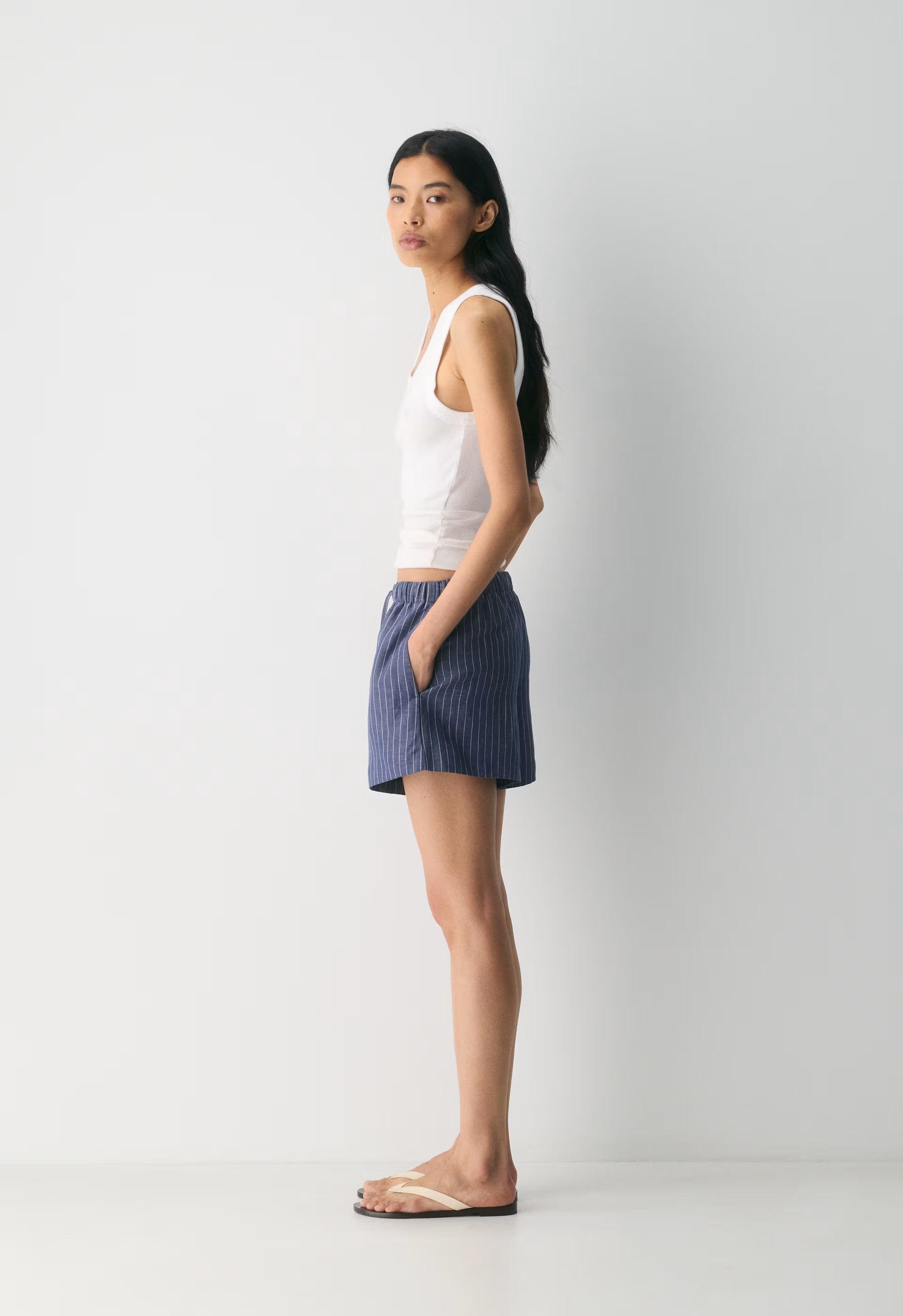 The Lodge Short™ Mini - CruiseLinen™ - SUSAN STRPE HRBR NV/W