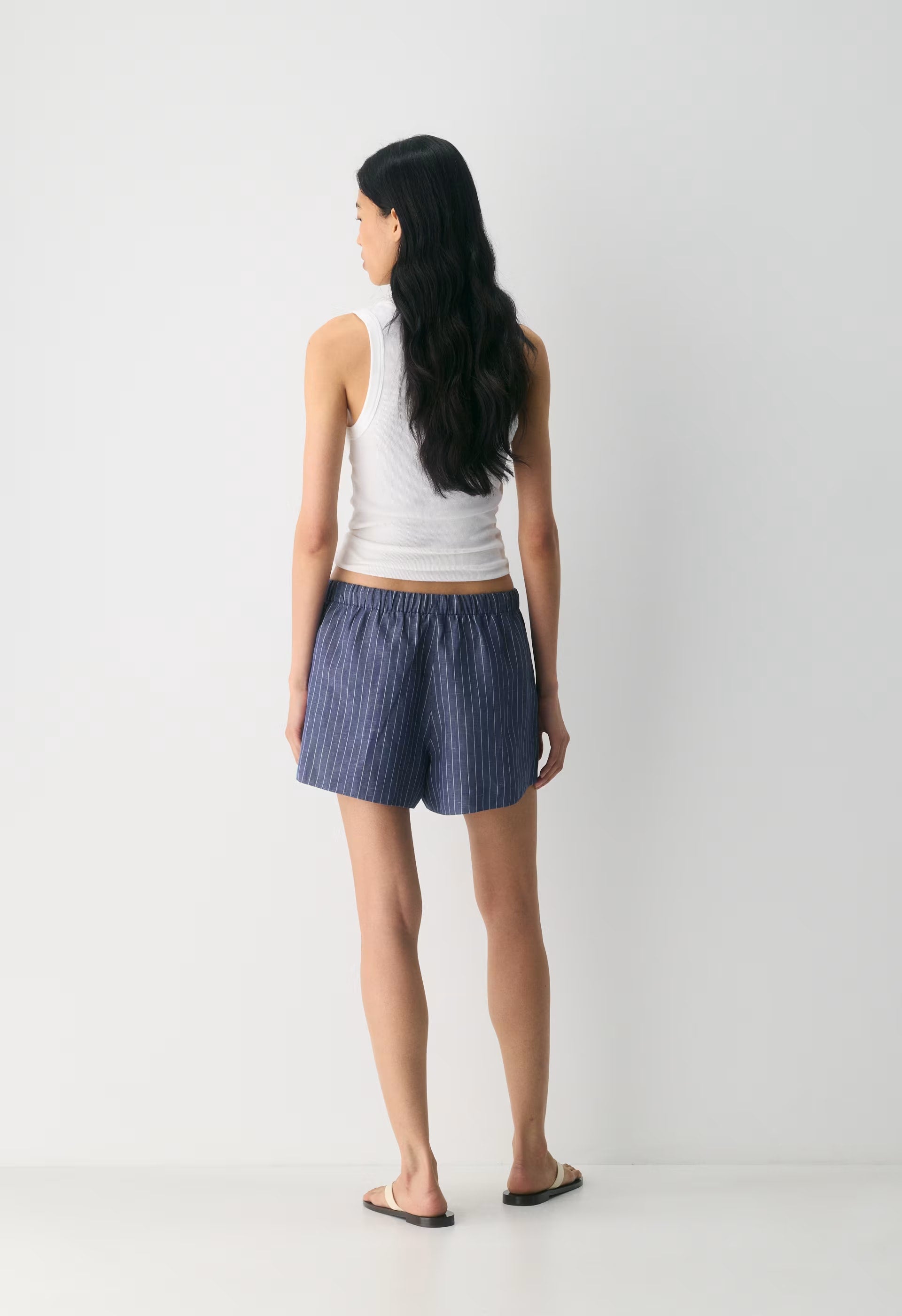The Lodge Short™ Mini - CruiseLinen™ - MARCONA BEIGE