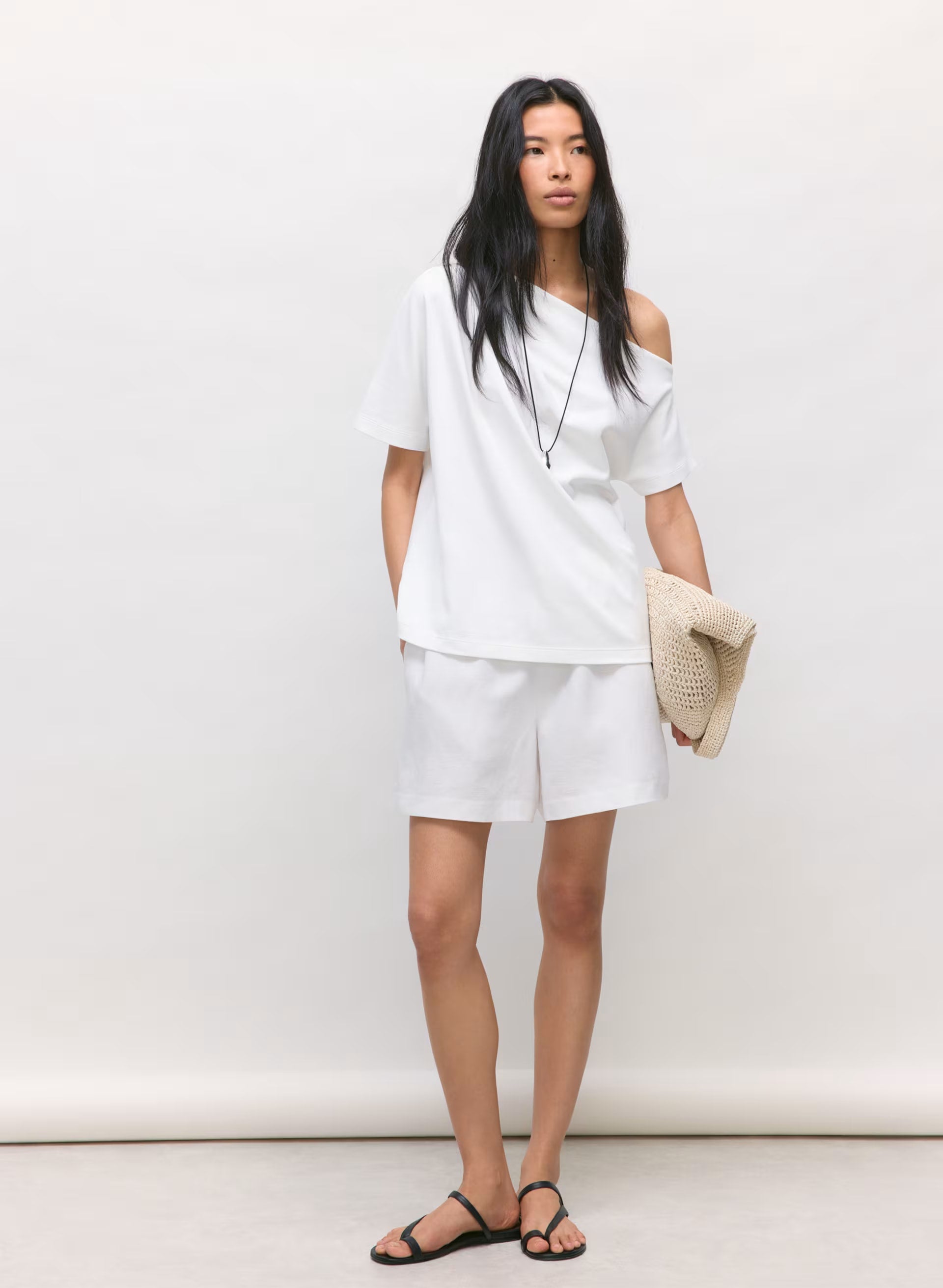 The Lodge Short™ Mid-Thigh - CruiseLinen™ - WHITE