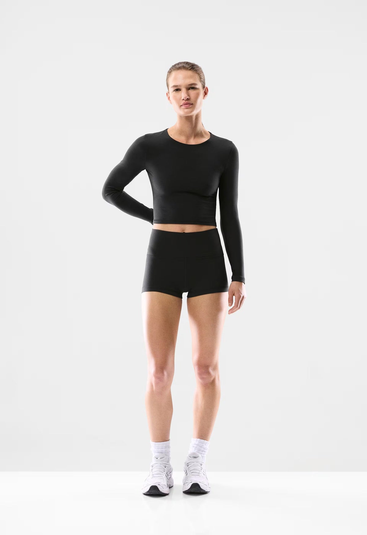 BUTTER Cheeky Hi-Rise 1.5” Short - BLACK