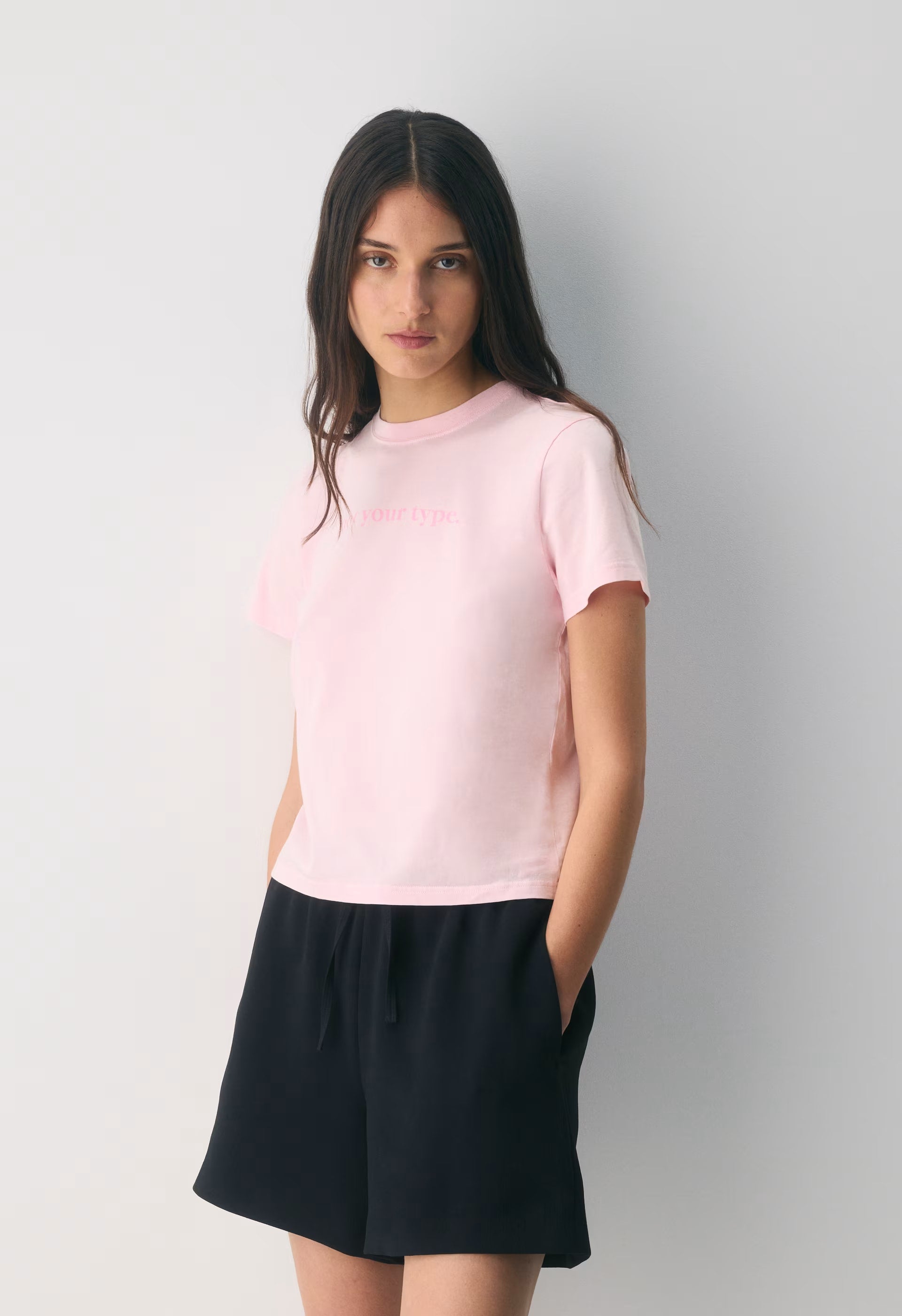 The Lodge Short™ Mid-Thigh - Crepette™ - BLACK
