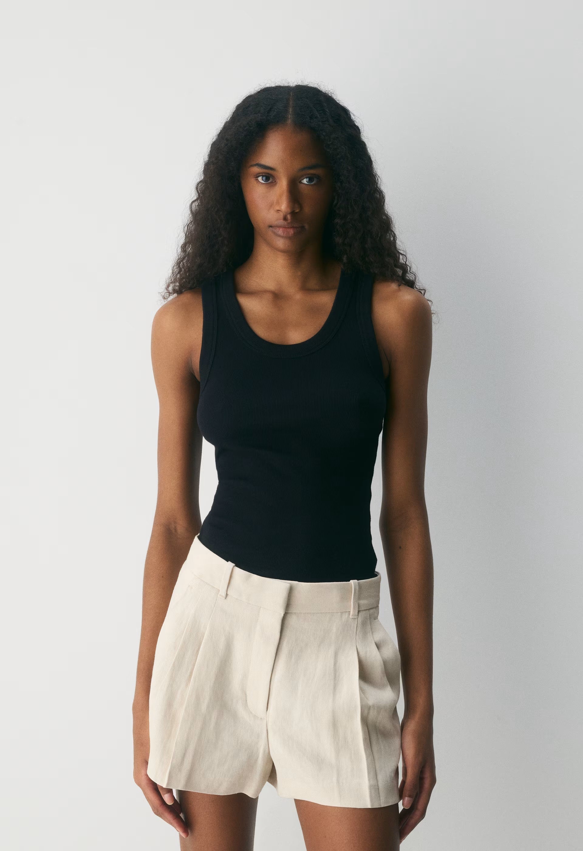 The Effortless Short™ Mini - PowerLinen™ - COOL BEIGE