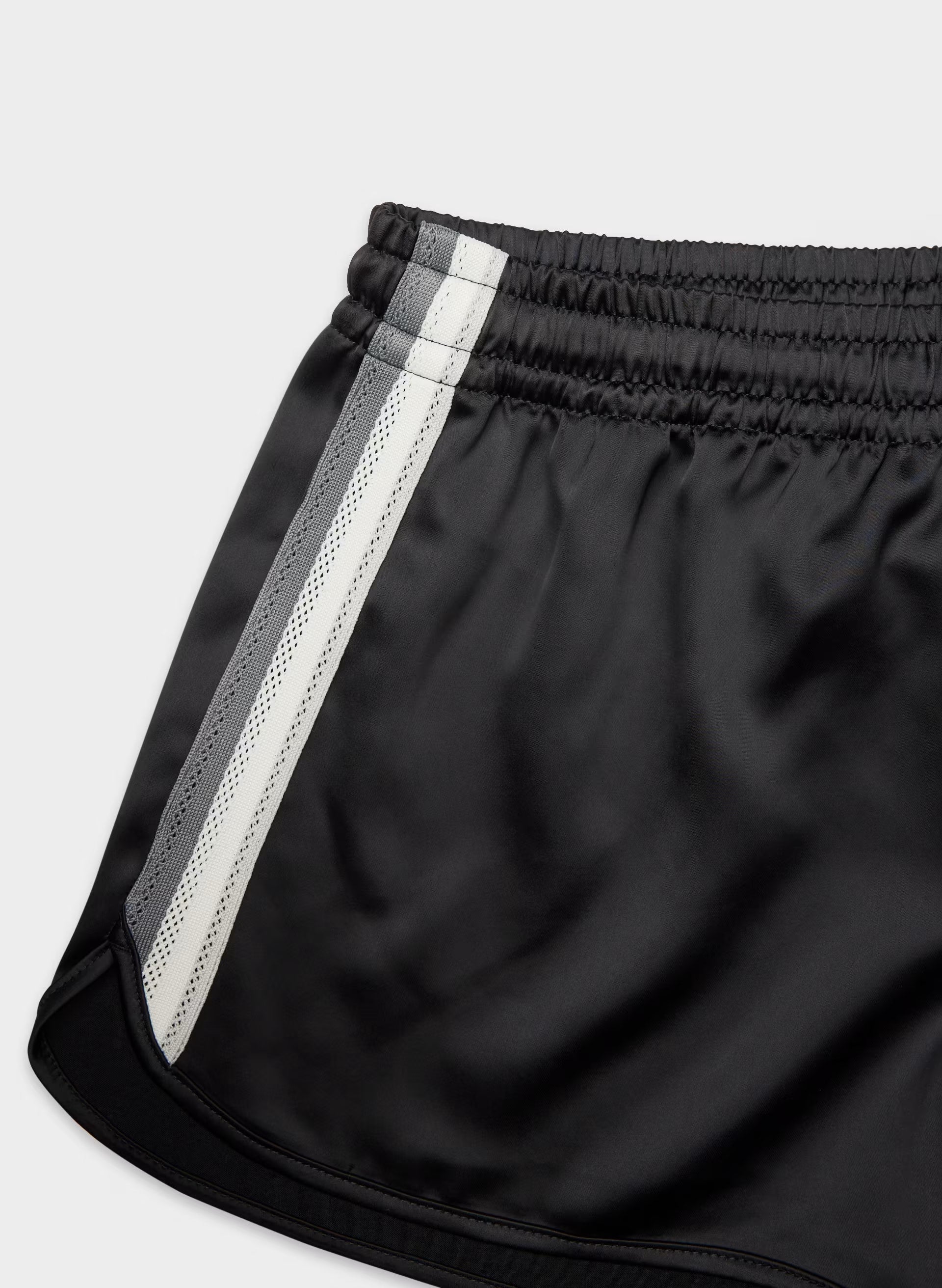 Curva Dolphin Short - BLACK/MULTI