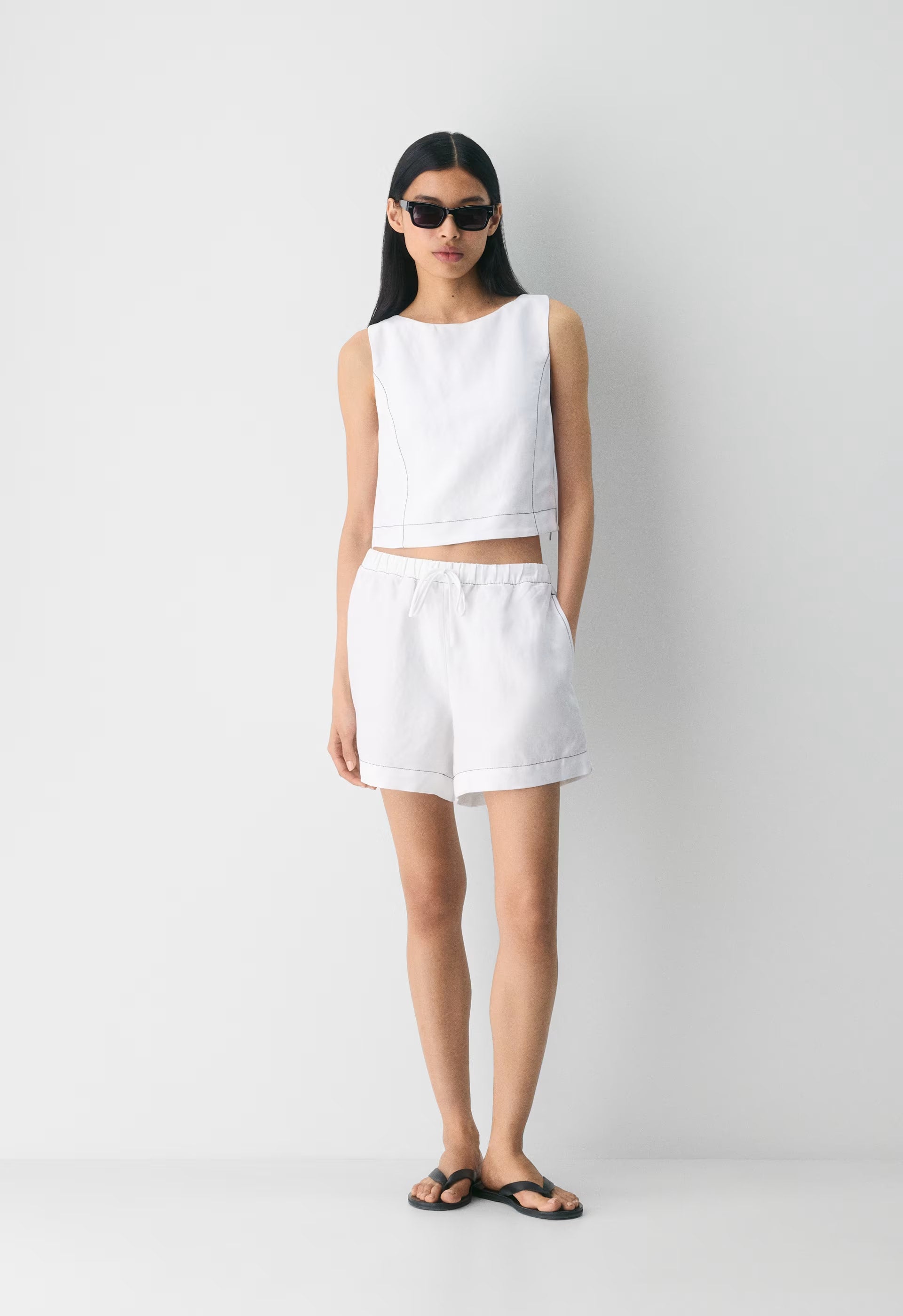 The Lodge Short™ Mid-Thigh - CruiseLinen™ - MITCHELL ST CNFWR B/W