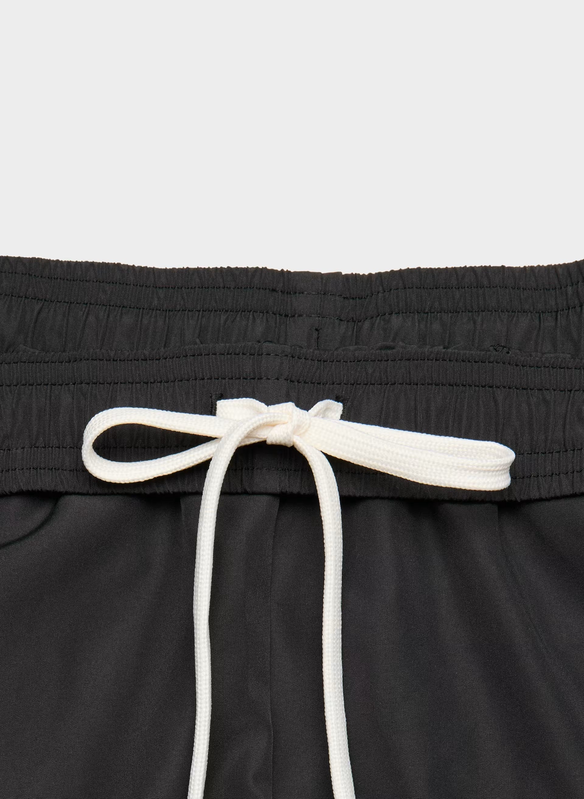 Medallion Mini Short - BLACK/MULTI