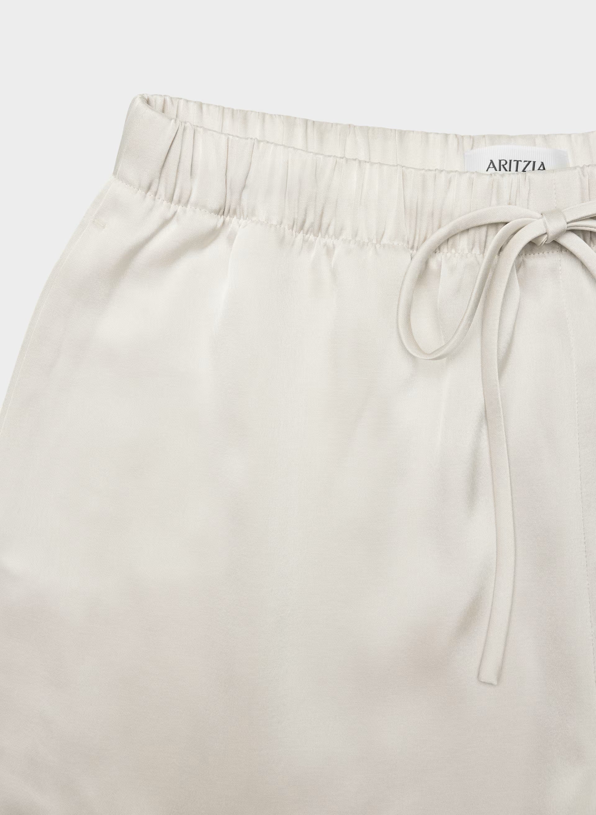 The Lodge Short™ Satin Mini - METROPOLIS BEIGE