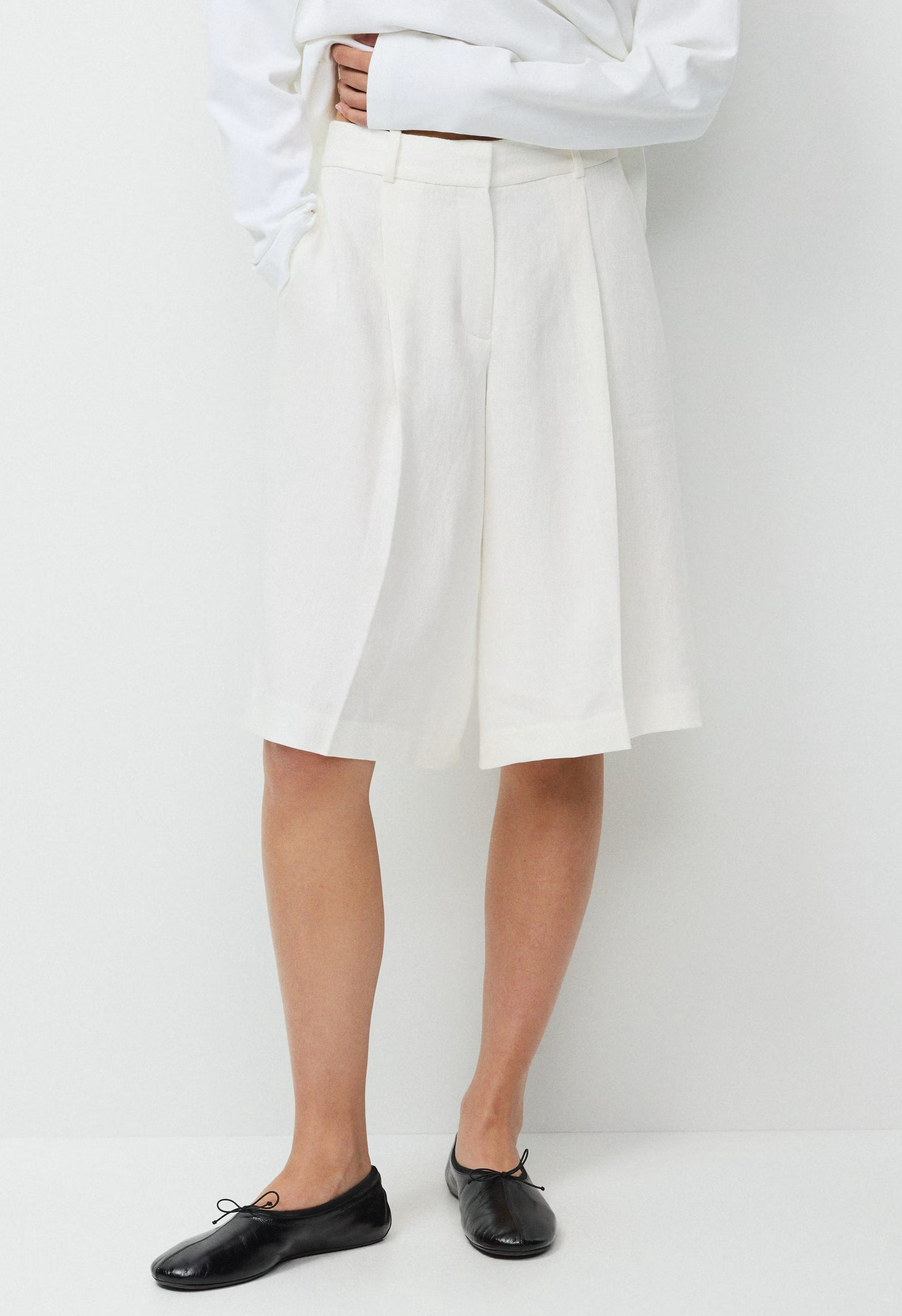 Touchpoint Short - PowerLinen™ - LIGHT BIRCH