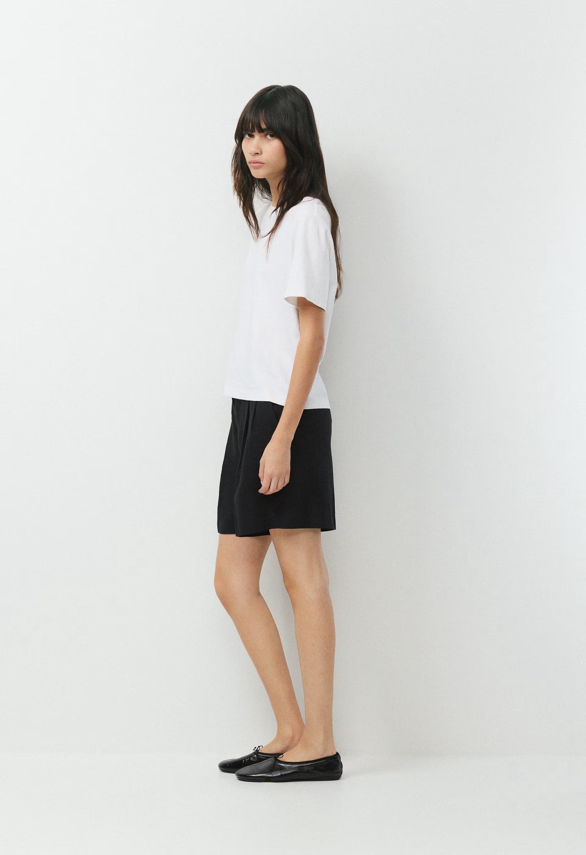 The Effortless Short™ Long - PowerLinen™ - COOL BEIGE