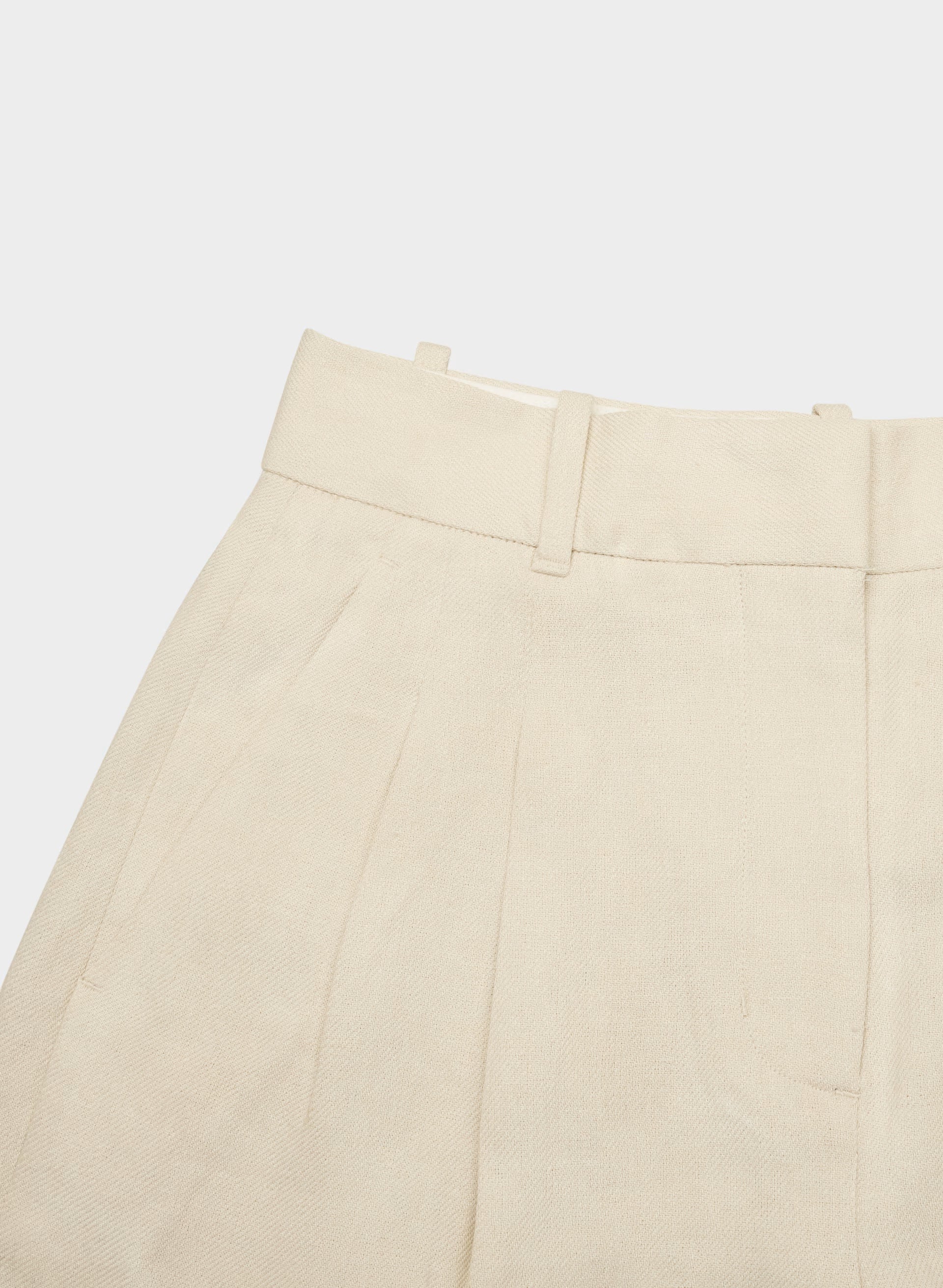 The Effortless Short™ Long - PowerLinen™ - COOL BEIGE