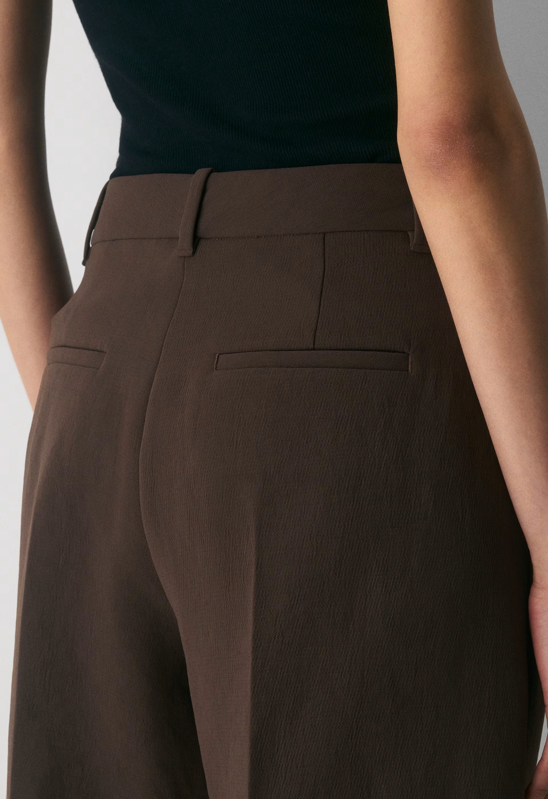 The Effortless Short™ Long - Crepette™ - CACAO NIB BROWN