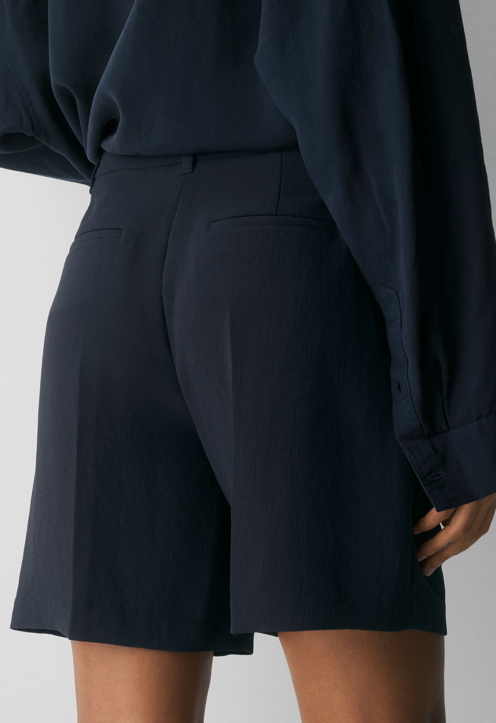 The Effortless Short™ Long - Crepette™ - DARK NIGHT NAVY