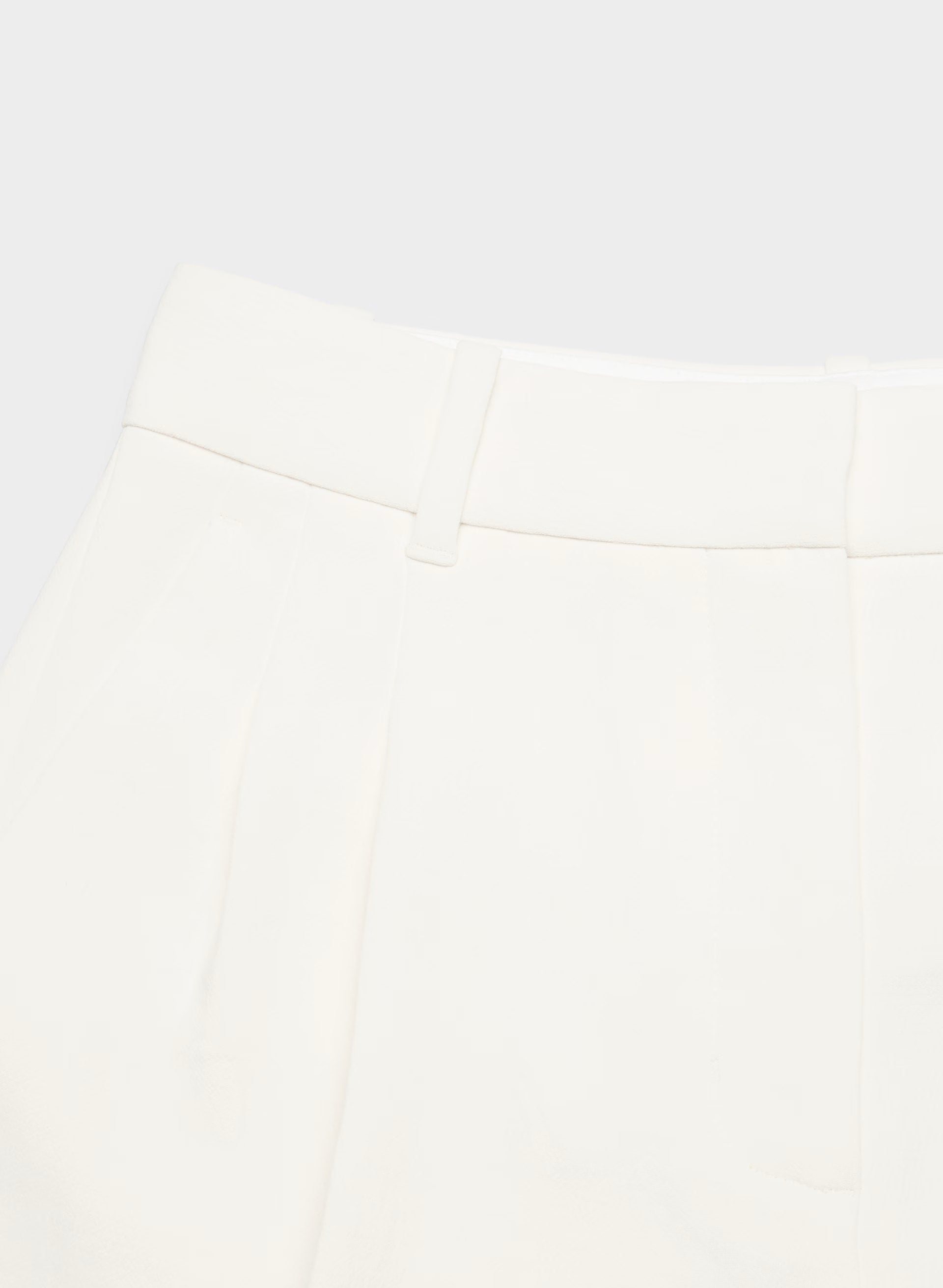 The Effortless Short™ Mid-Thigh - Crepette™ - LIGHT BIRCH
