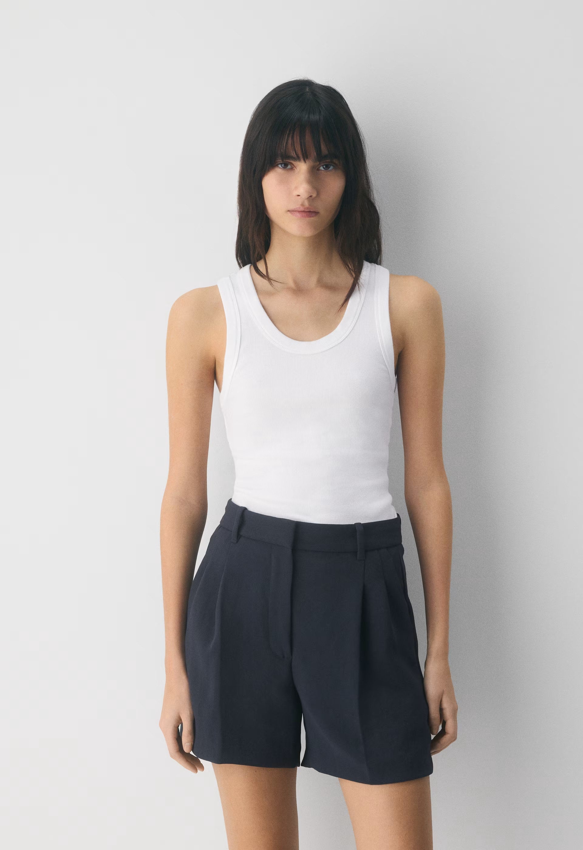 The Effortless Short™ Mid-Thigh - Crepette™ - DARK NIGHT NAVY