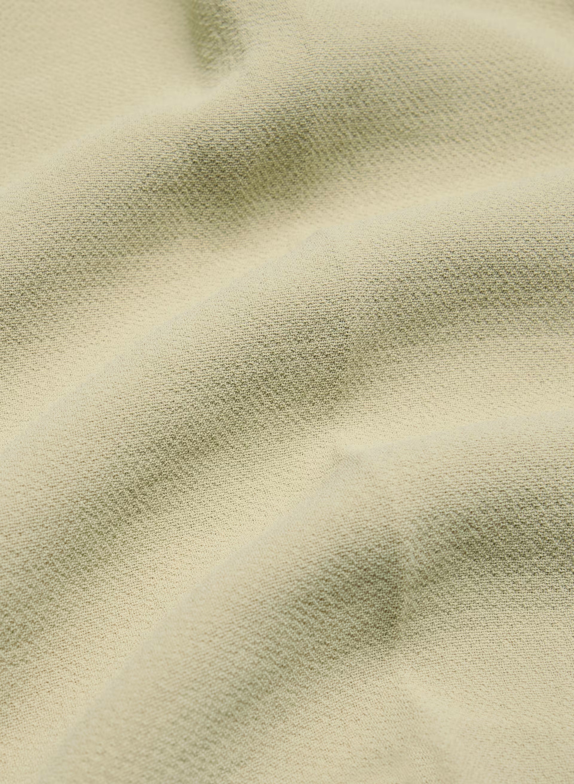 The Effortless Short™ Mid-Thigh - Crepette™ - MARTINI OLIVE