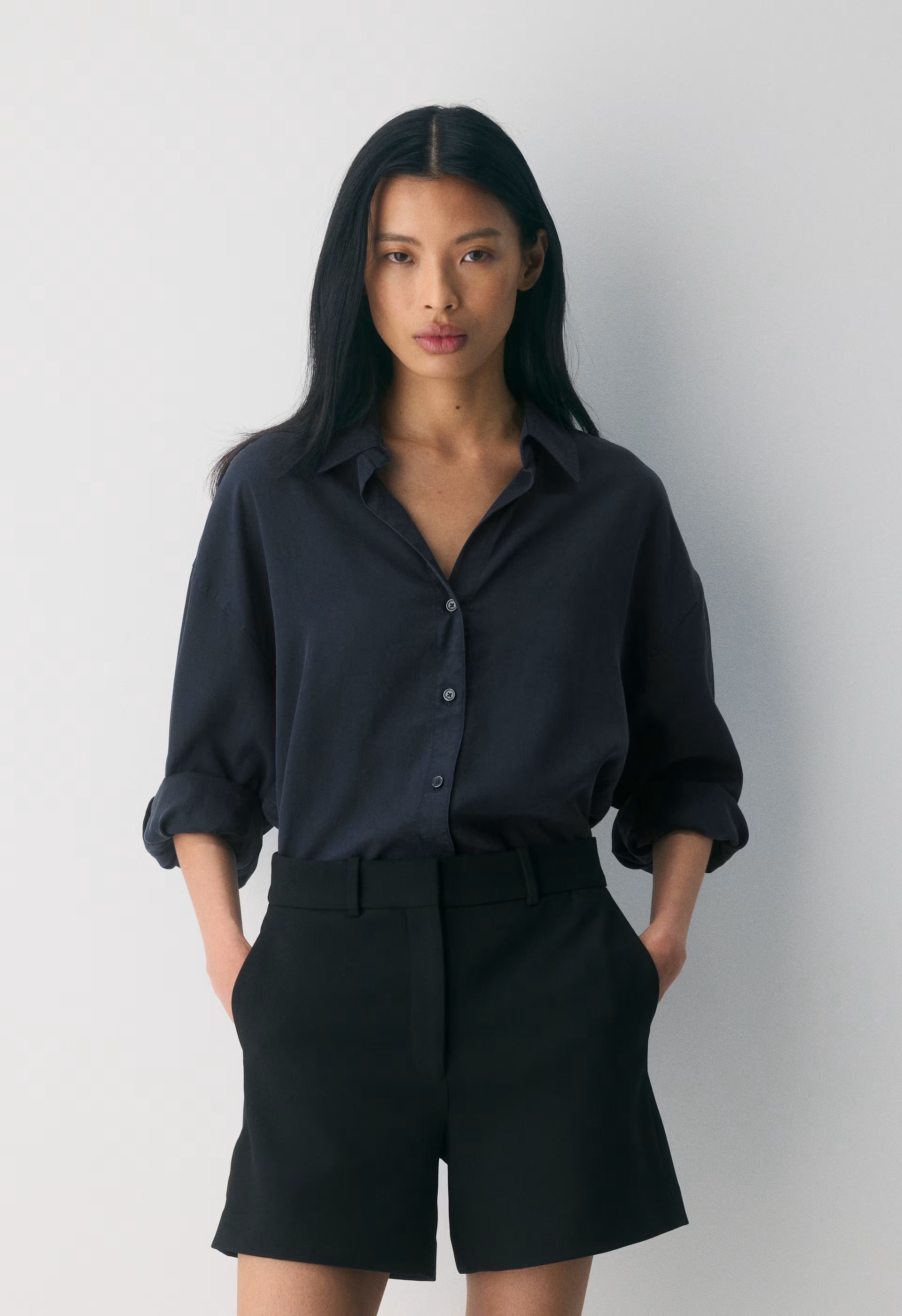 New Agency Mid-Thigh Short - Eversential™ - ADMIRAL